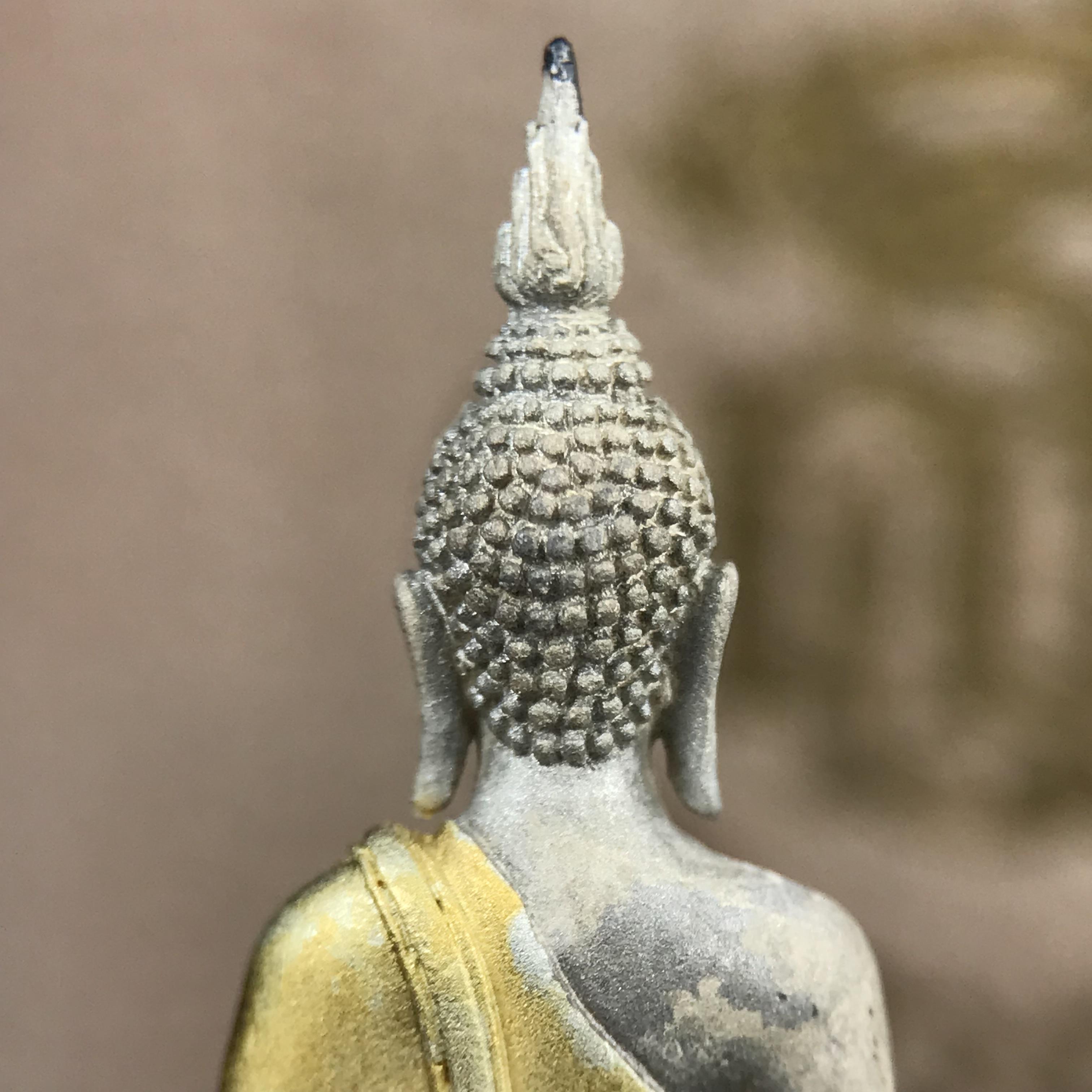 พระกริ่งพระพุทธนวราชบพิตร ตรากาญจนาภิเษกครองสิริราชสมบัติครบ 50 ปี รัชกาลที่9 ปี2540 เนื้อเงินสามกษัตริย์(ผิวเดิมสวย ครบ สมบูรณ์)พร้อมกล่องบรรจุเดิมครบ ชุดพระราชทาน(หายาก)