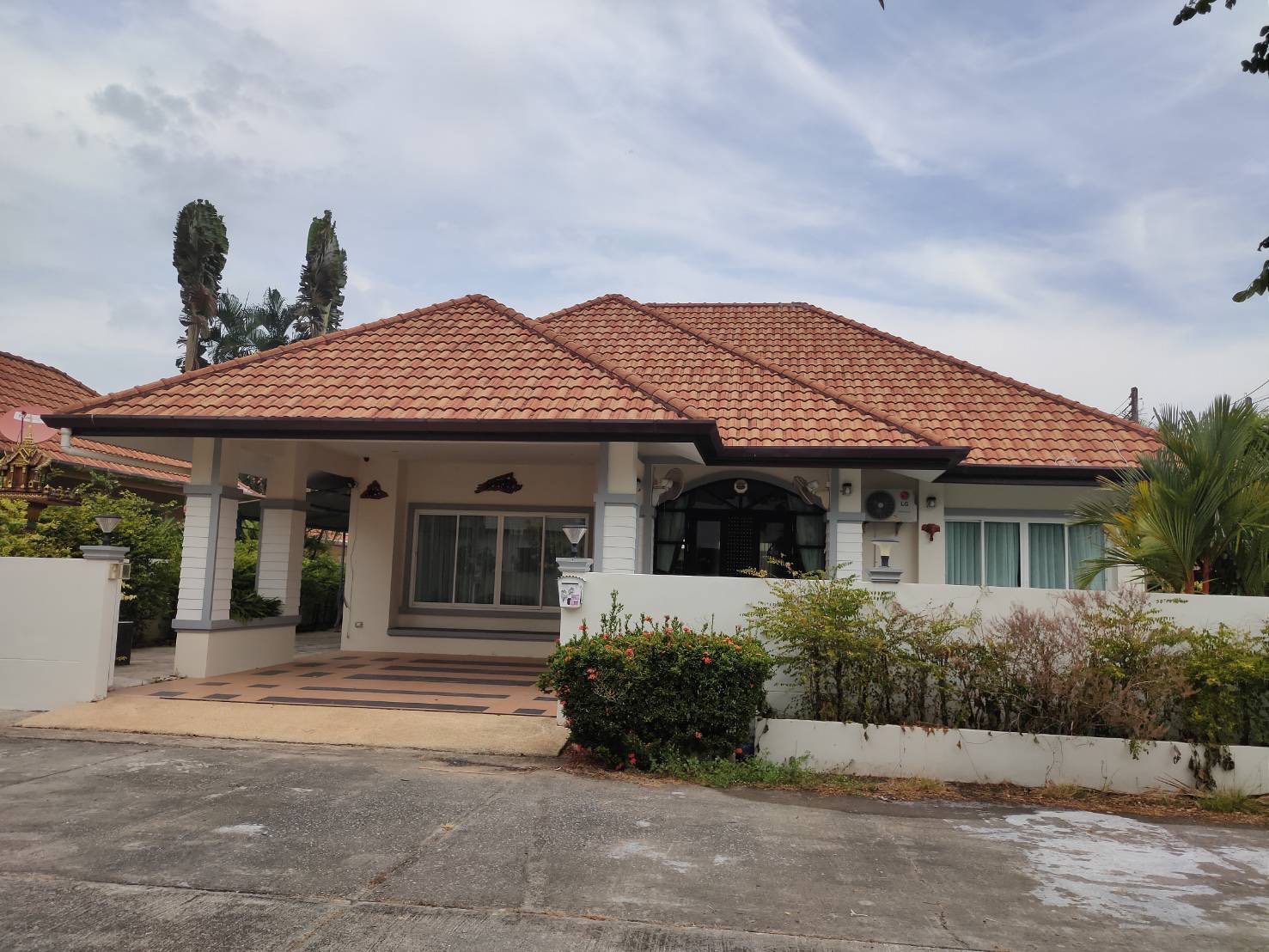 For Sale : Chalong, Private House with Pool, 3 Bedrooms 2 Bathrooms