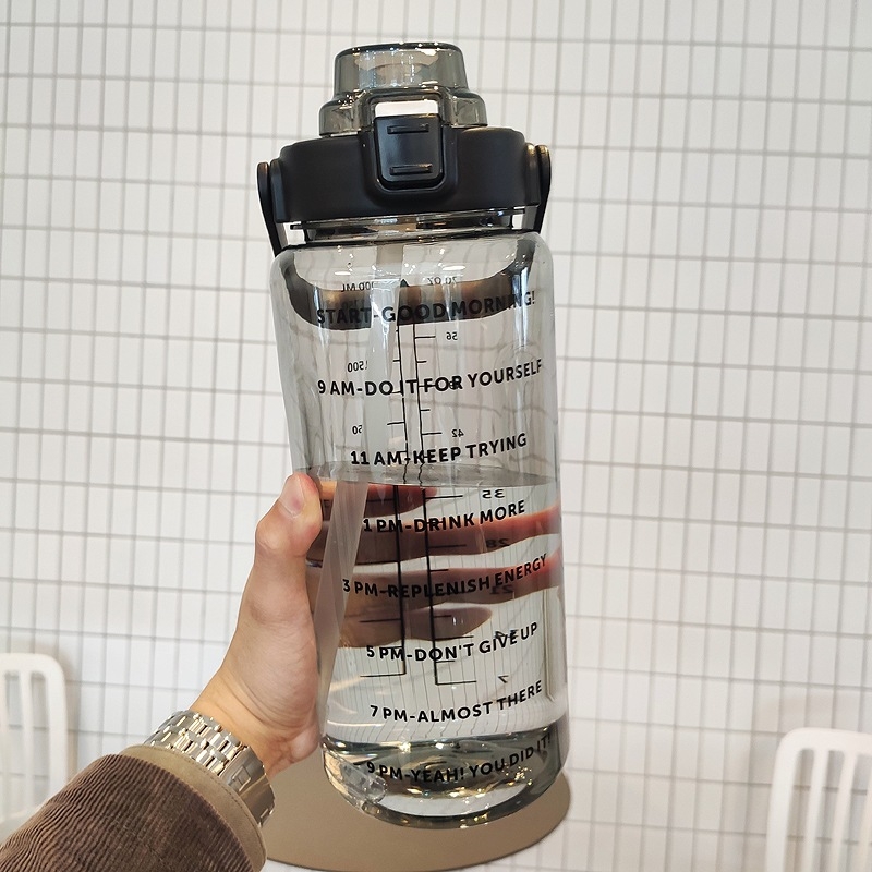 กระบอกน้ำ2ลิตร แบบใส