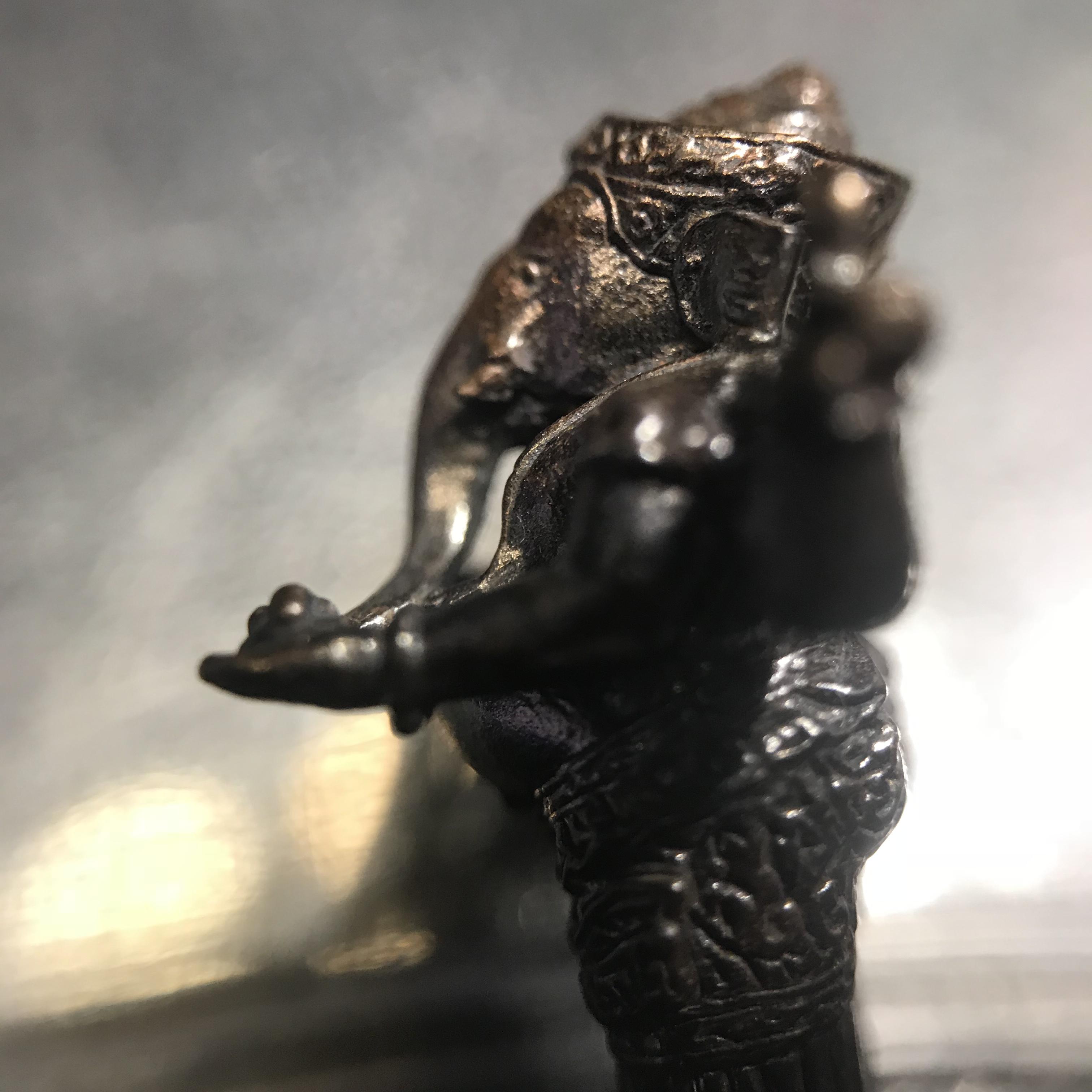 พระพิฆเนศ รุ่นครบรอบ100 ปี กรมศิลปากร ปี2556 พิมพ์ลอยองค์ เนื้อโลหะผสม ปางประทานพร(องค์ยืน)สูง 1 นิ้ว