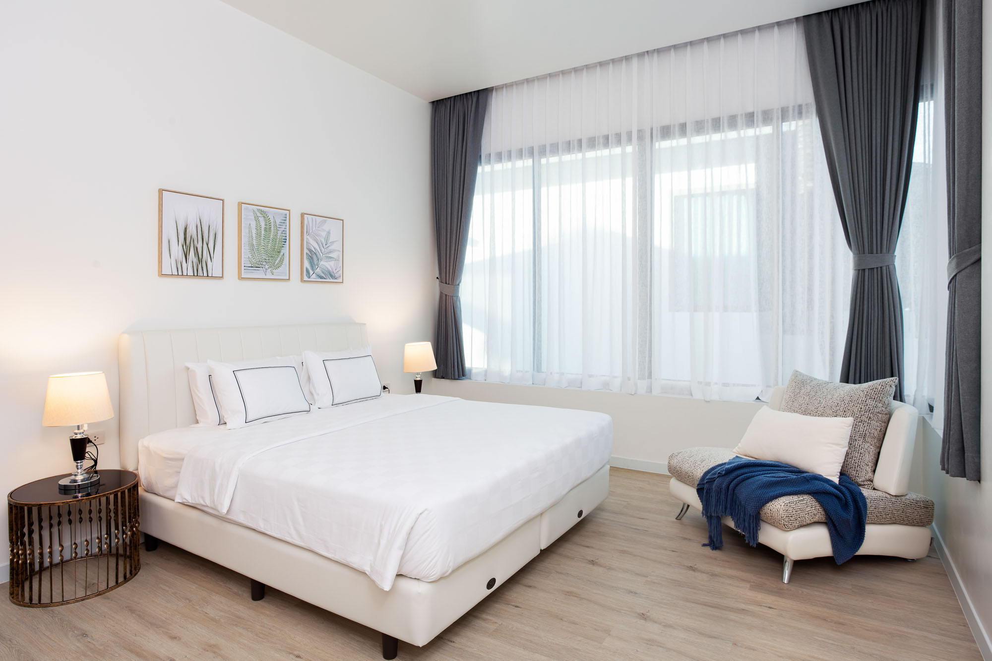 For Rent : Rawai, Seafront Penthouse with Jacuzzi, 2 Bedroom 2.5 Bathroom