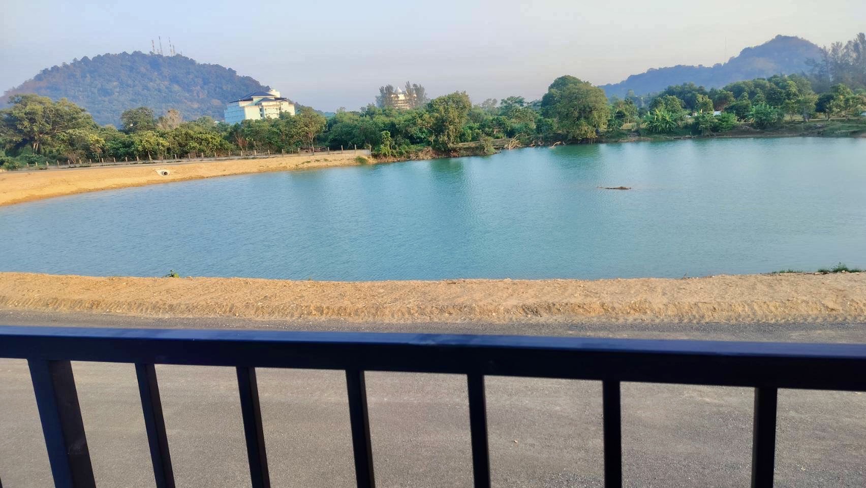 For Sales : Phuket Town, New renovated twin house, 3 Bedrooms 2 Bathrooms