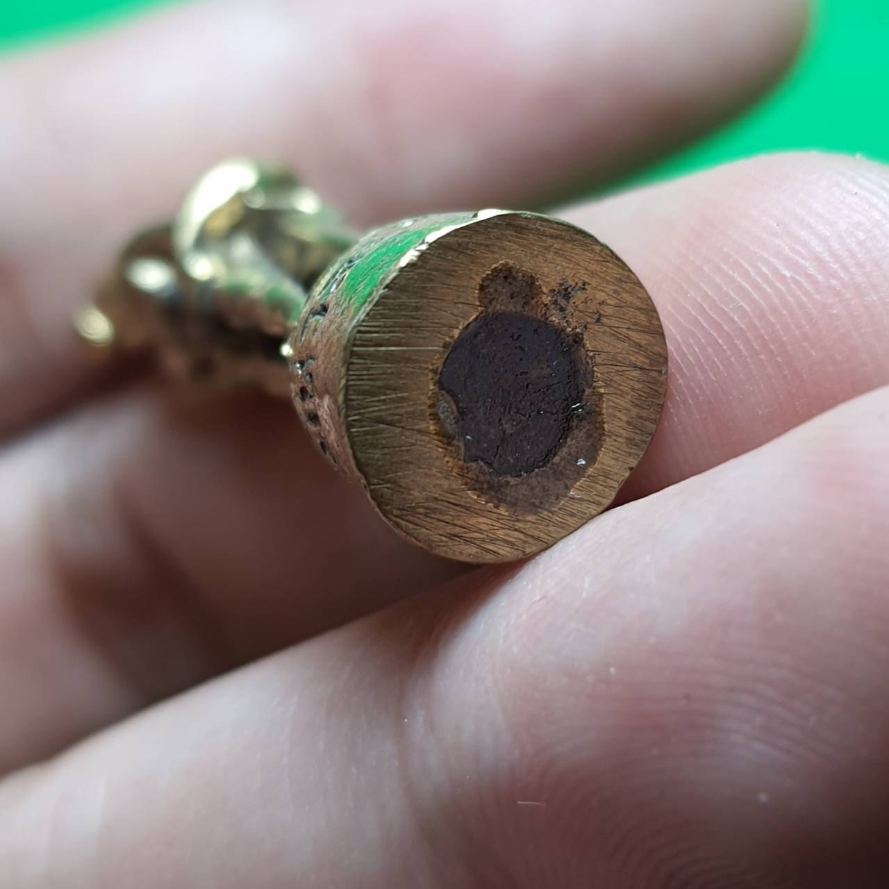 ของเสน่ห์ อิ่นยืนกอดกัน อิ่นคู่รัก อิ่นคู่ อิ่นแท้ อิ่นรัก อิ่น