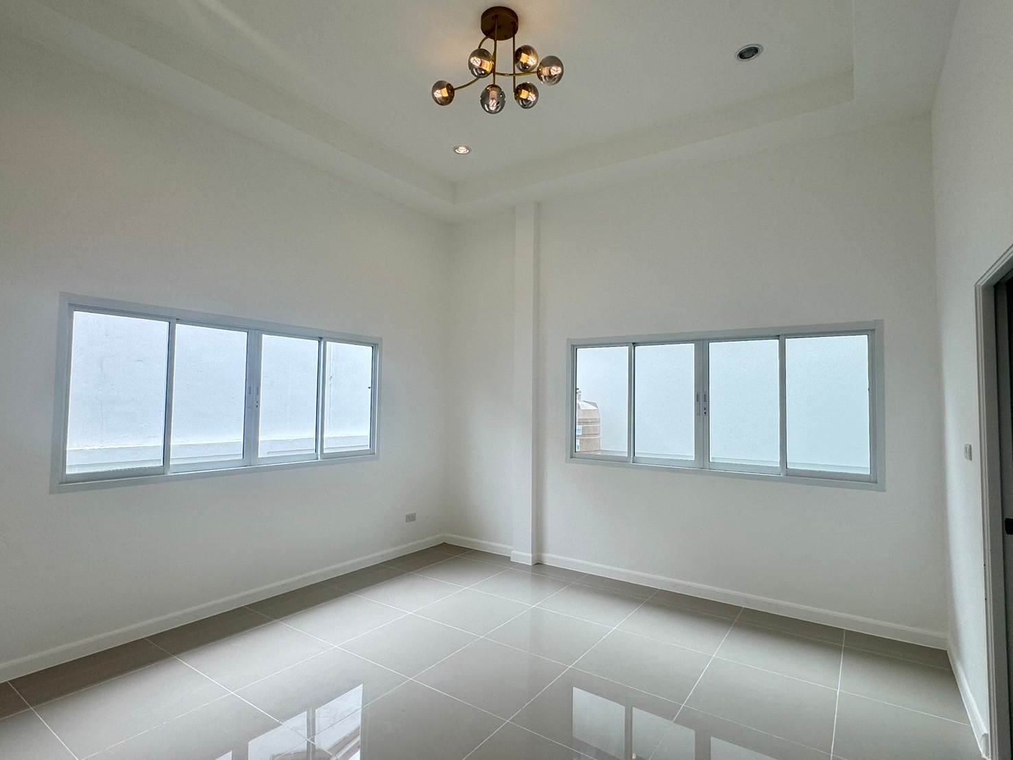 For Sales : Kohkaew, Semi-detached house, 3 bedroom 2 bathroom