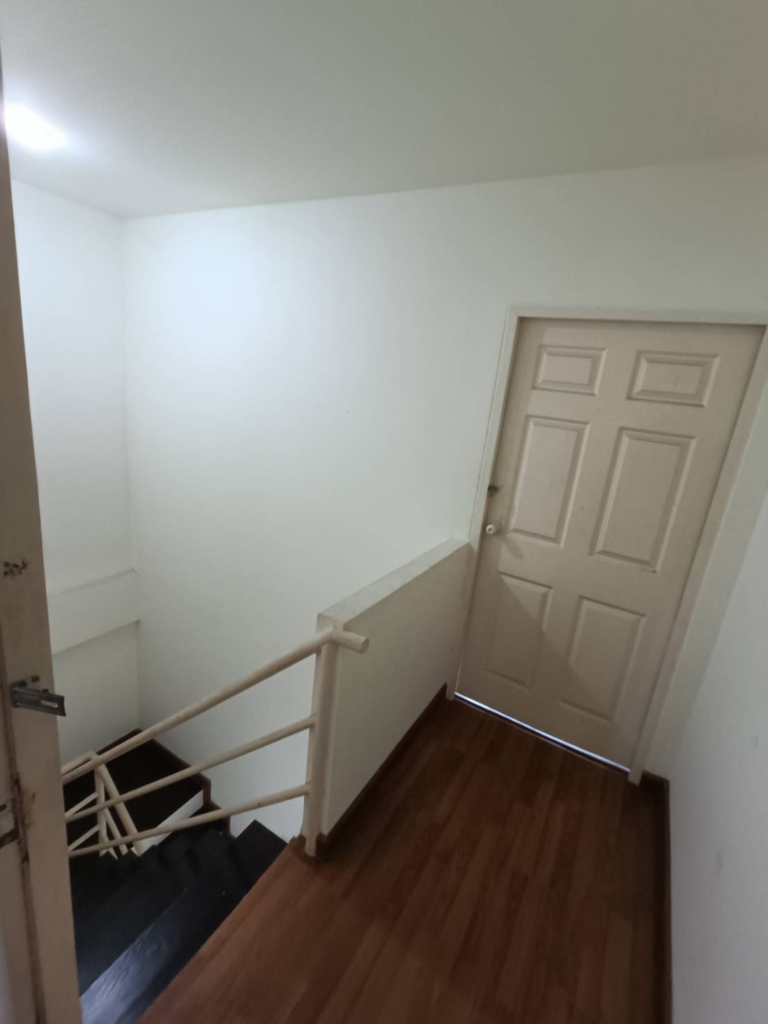 For Sales : Thalang, 4-Storey Commercial Building, 6 bedroom 6 bathroom