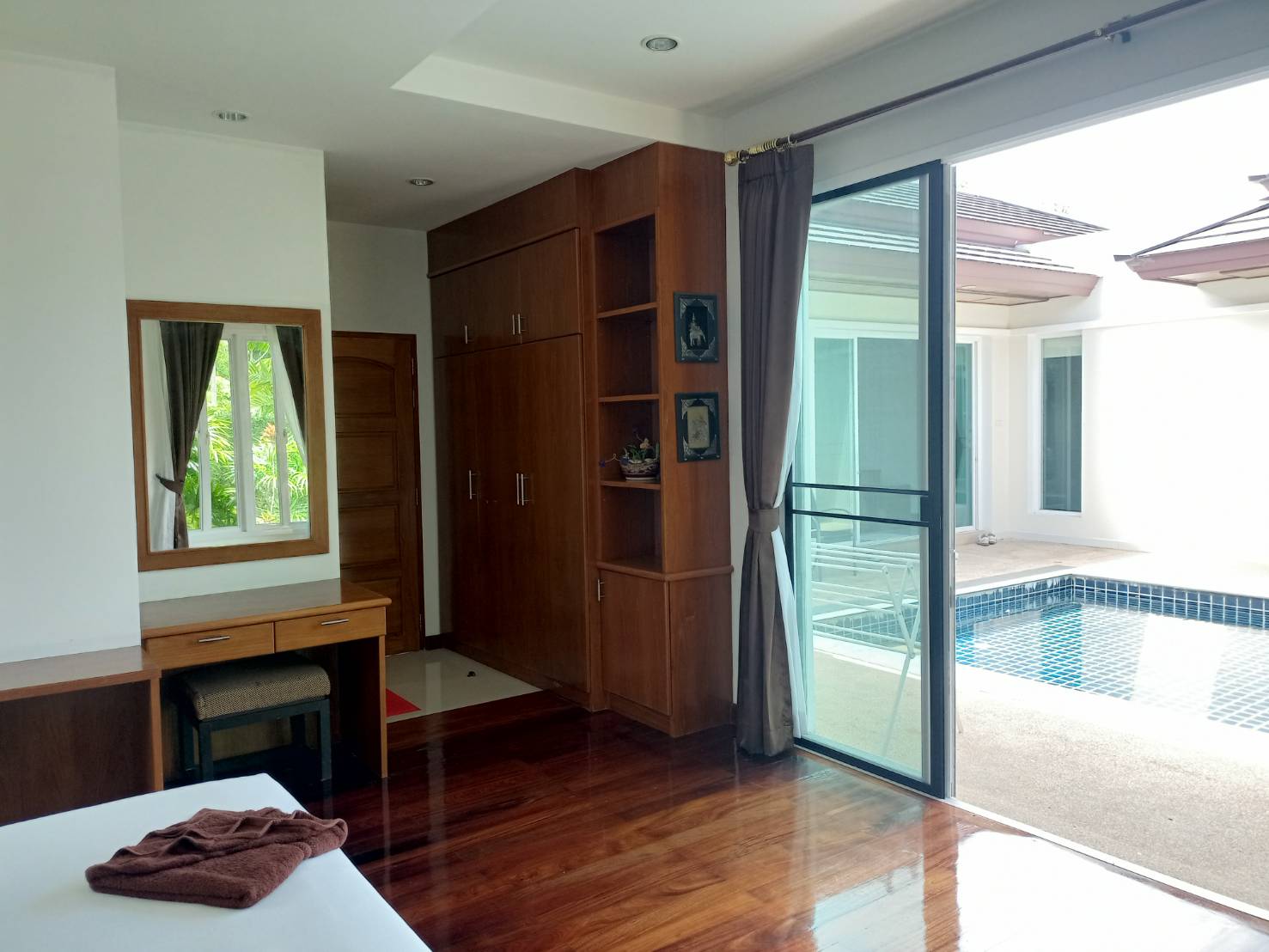 For Sale : Layan Private Pool villa , 3 bedrooms, 3 bathrooms