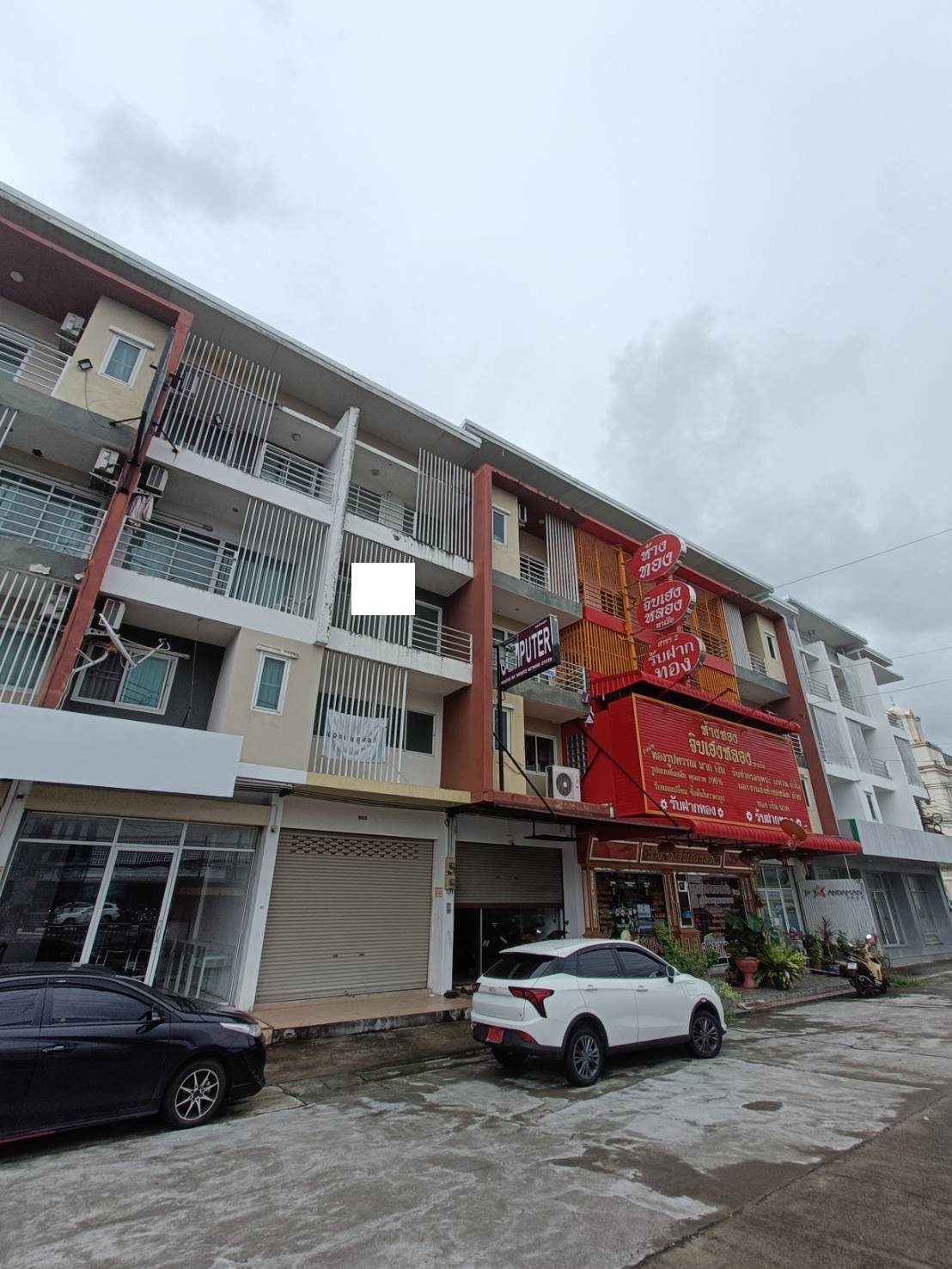For Sales : Thalang, 4-Storey Commercial Building, 6 bedroom 6 bathroom