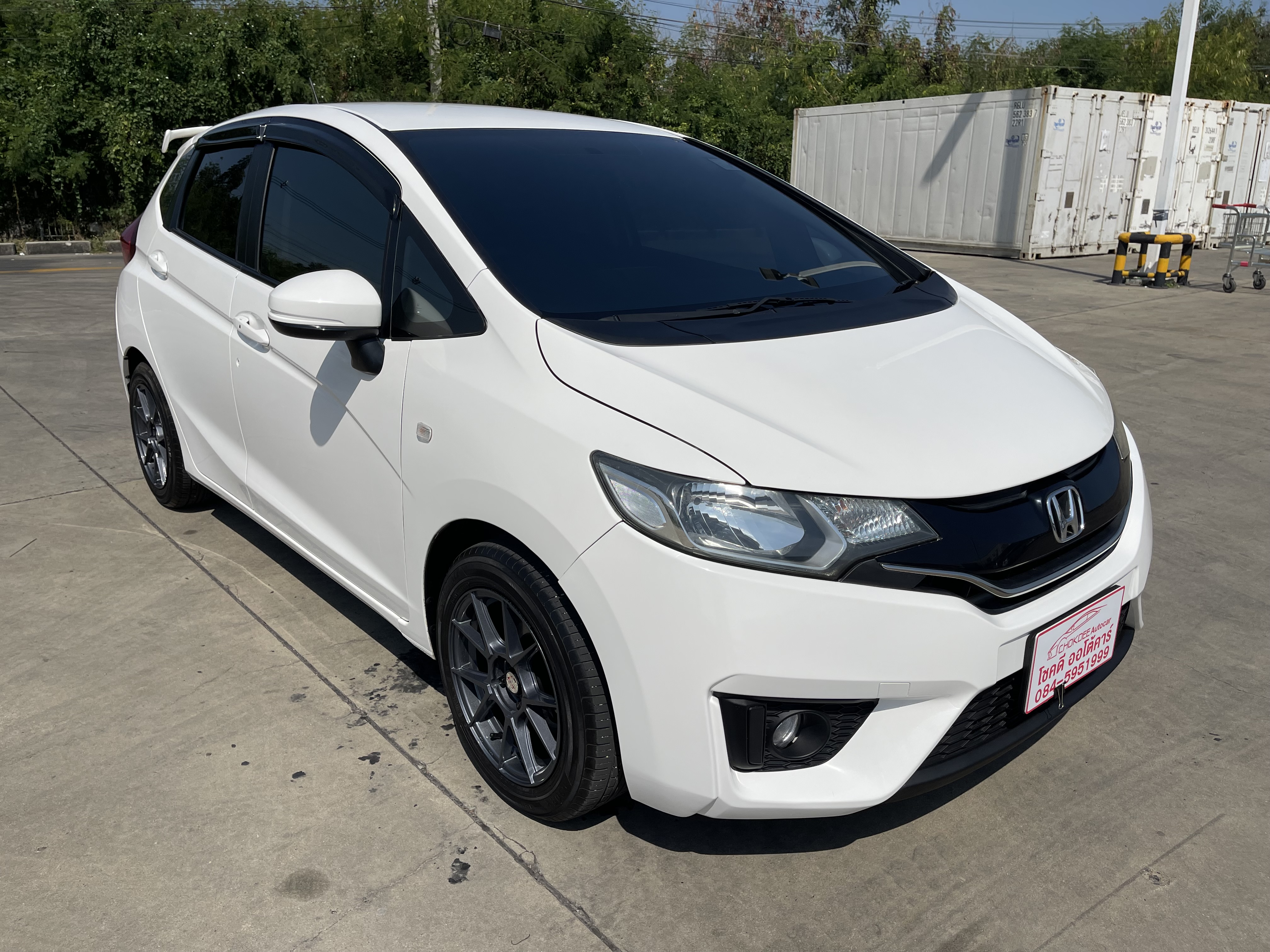 Honda Jazz 1.5 V+ At 2014 ขาว