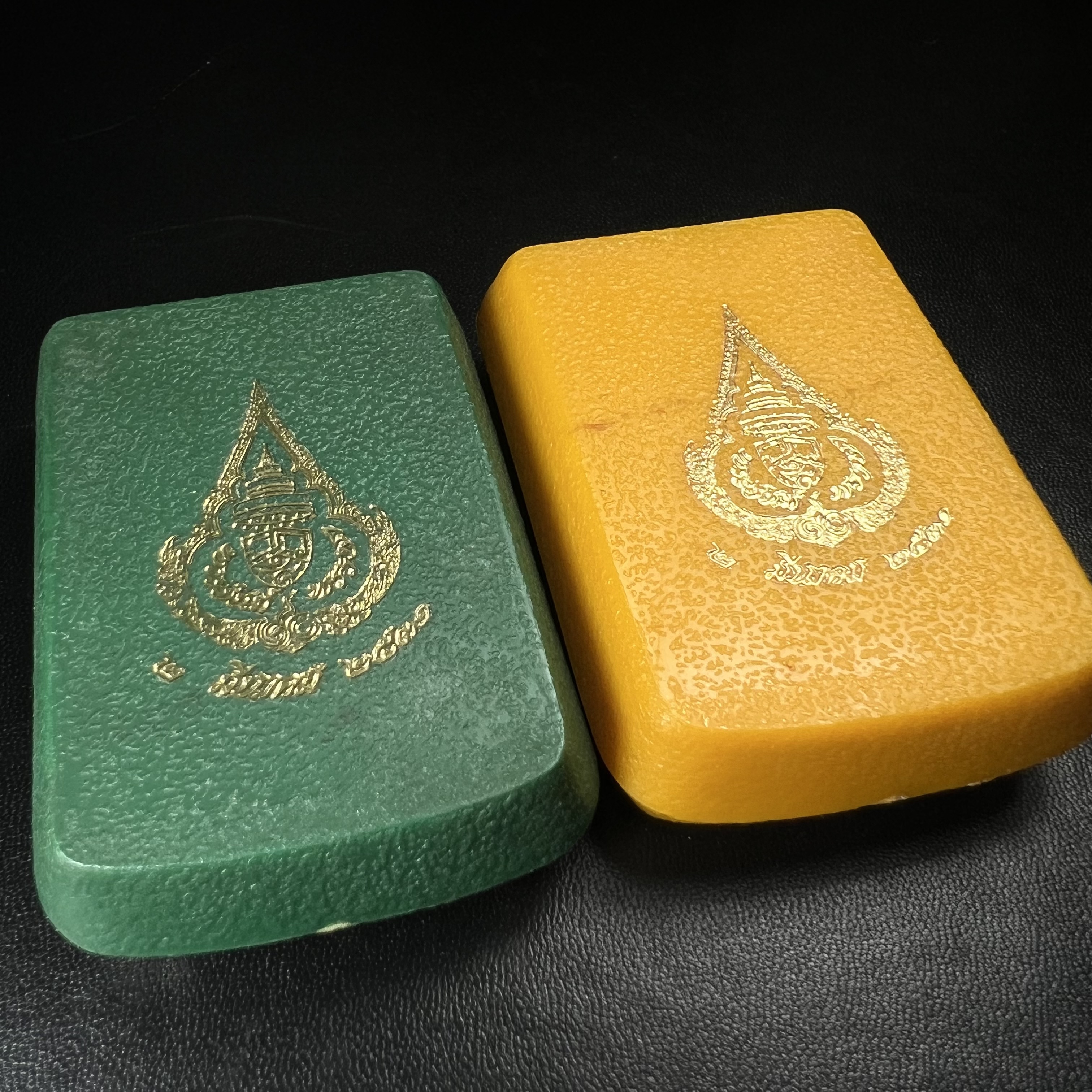 พระกริ่ง-พระชัยวัฒยน์วาสนาสมเด็จพระสังฆราช(วาสน์)วัดราชบพิธฯปี2531 เนื้อเงิน สร้างเป็นที่ระลึกในคราวที่สมเด็จพระอริยวงศาคตญาณ สมเด็จพระสังฆราช(วาสน์ วาสโน)มีพระชนมายุครบ90พรรษา(ในหลวง ร.9 เสด็จในพิธี)งานแกะแม่พิมพ์โดย นายช่างเกษม มงคลเจริญ)หายาก