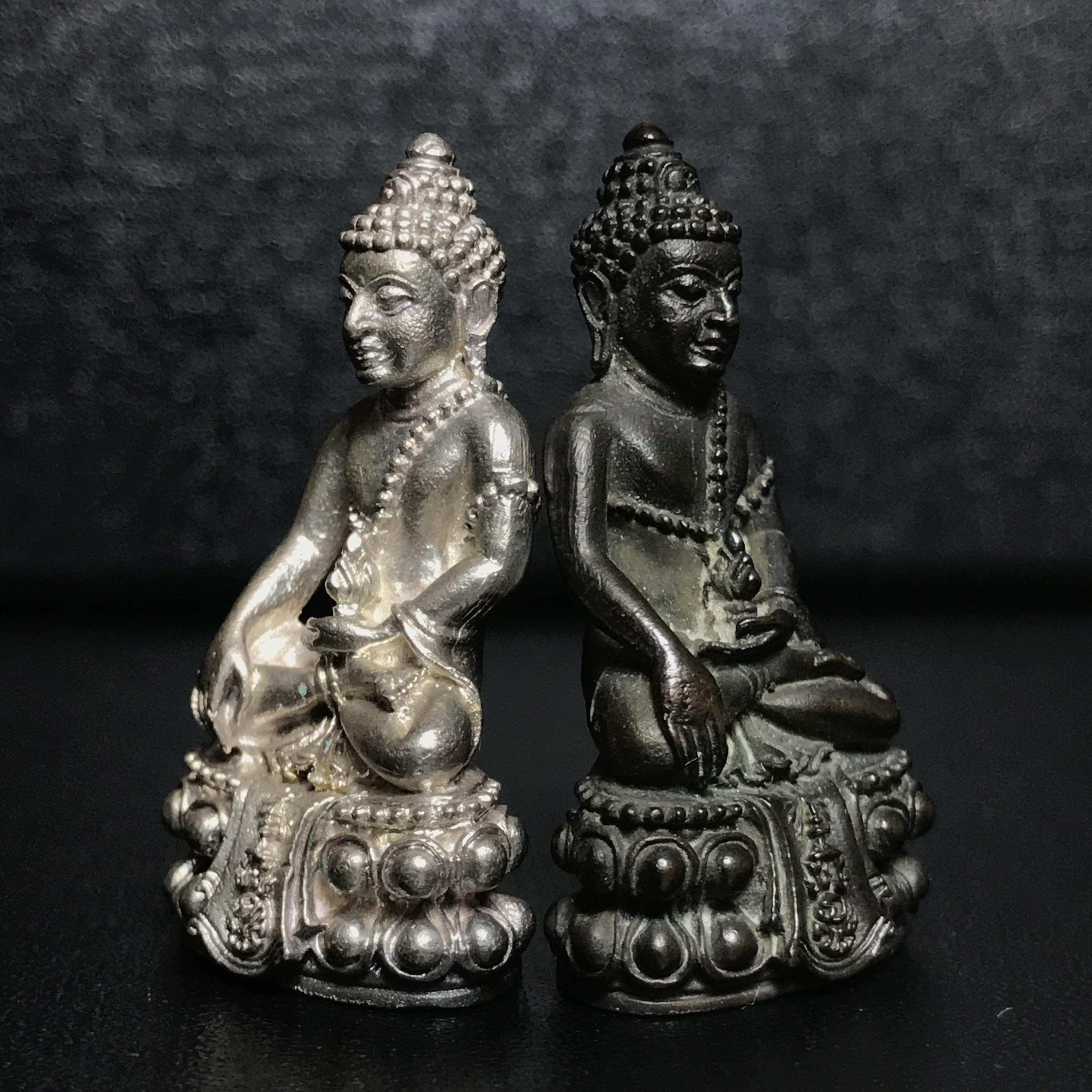 พระกริ่งศิรากาศ(คุ้มเกล้าฯ) ภปร. รพ.ภูมิพล ปี2522 เนื้อเงิน+เนื้อนวโลหะ (ในหลวงรัชกาลที่9เสด็จเททอง)