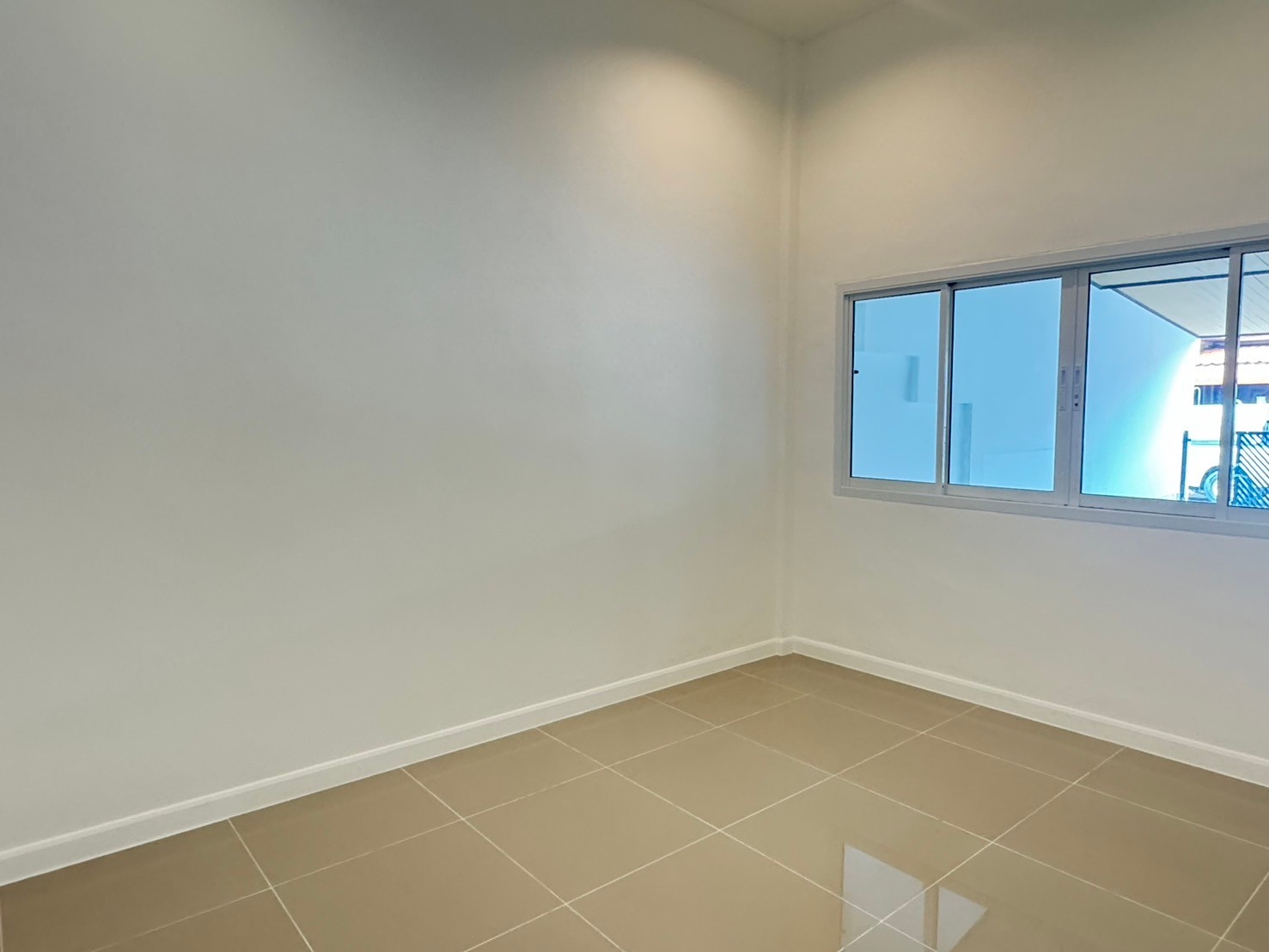 For Sales : Kohkaew, Semi-detached house, 3 bedroom 2 bathroom