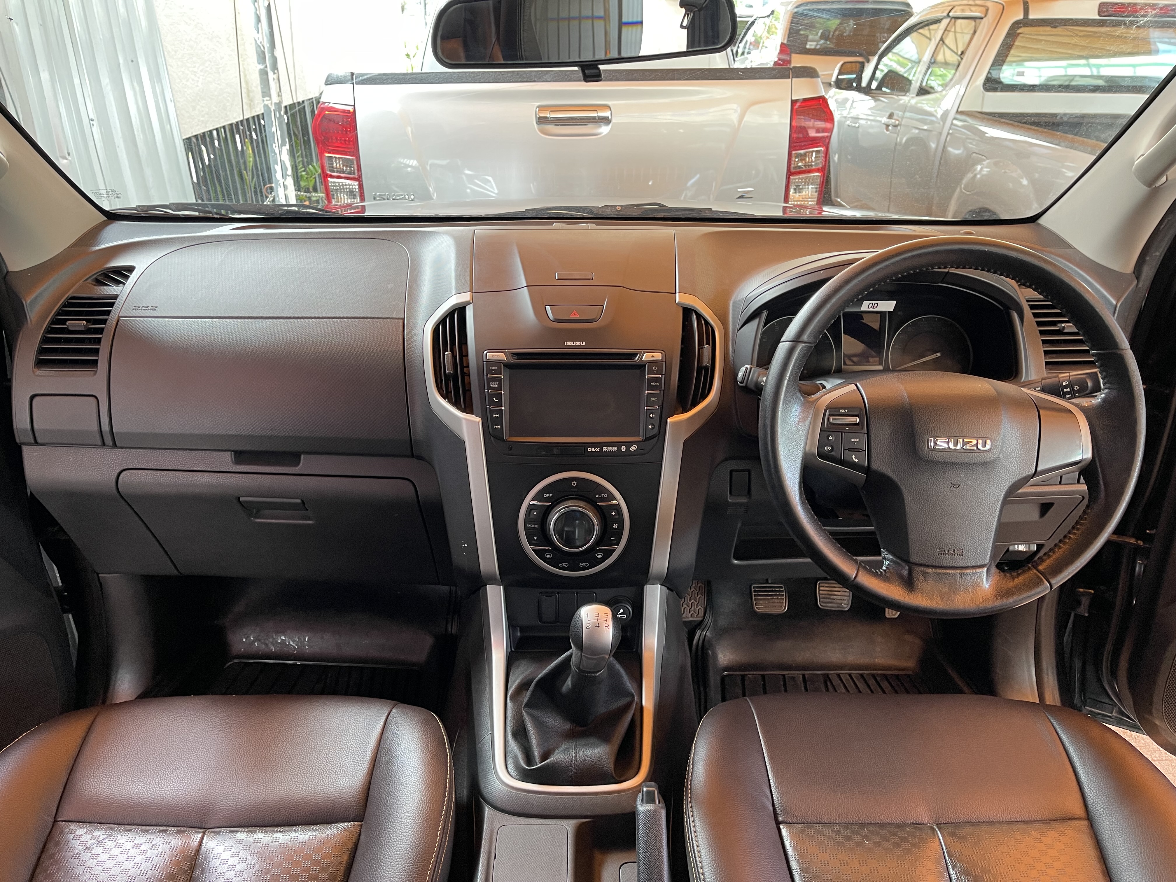 Isuzu Dmax All New 4ประตู Hilander 3.0 Vgs Z Prestige Navi 2013 ดำ