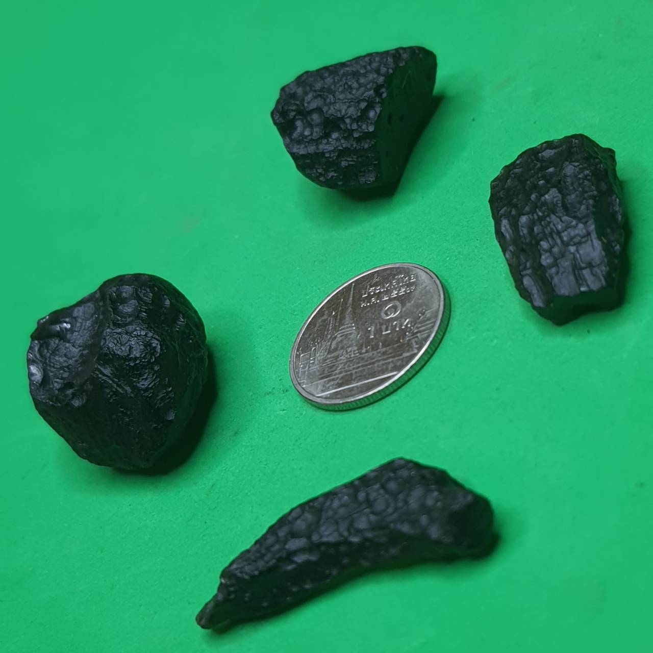 ของนำโชค สะเก็ดดาว อุลกมณี ขนาดเหรียญ 5 สะเก็ดกาว อุลกมณี หินสะเก็ดดาว