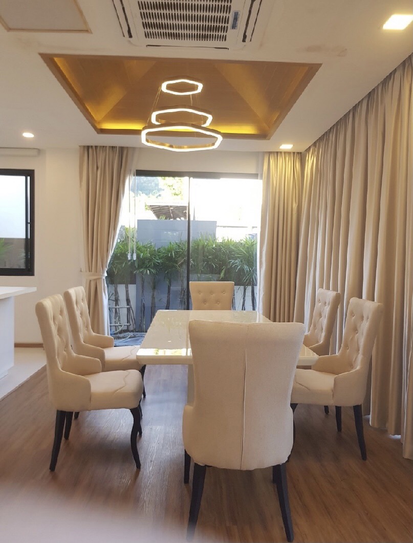 For Sales : Kathu, Single house with swimming pool, 5 Bedrooms 3 Bathrooms