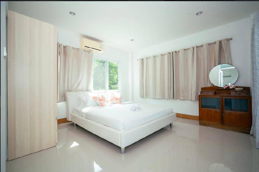 For Rent : Phuket Town, Private Pool Villa, 3 bedrooms 4 bathrooms