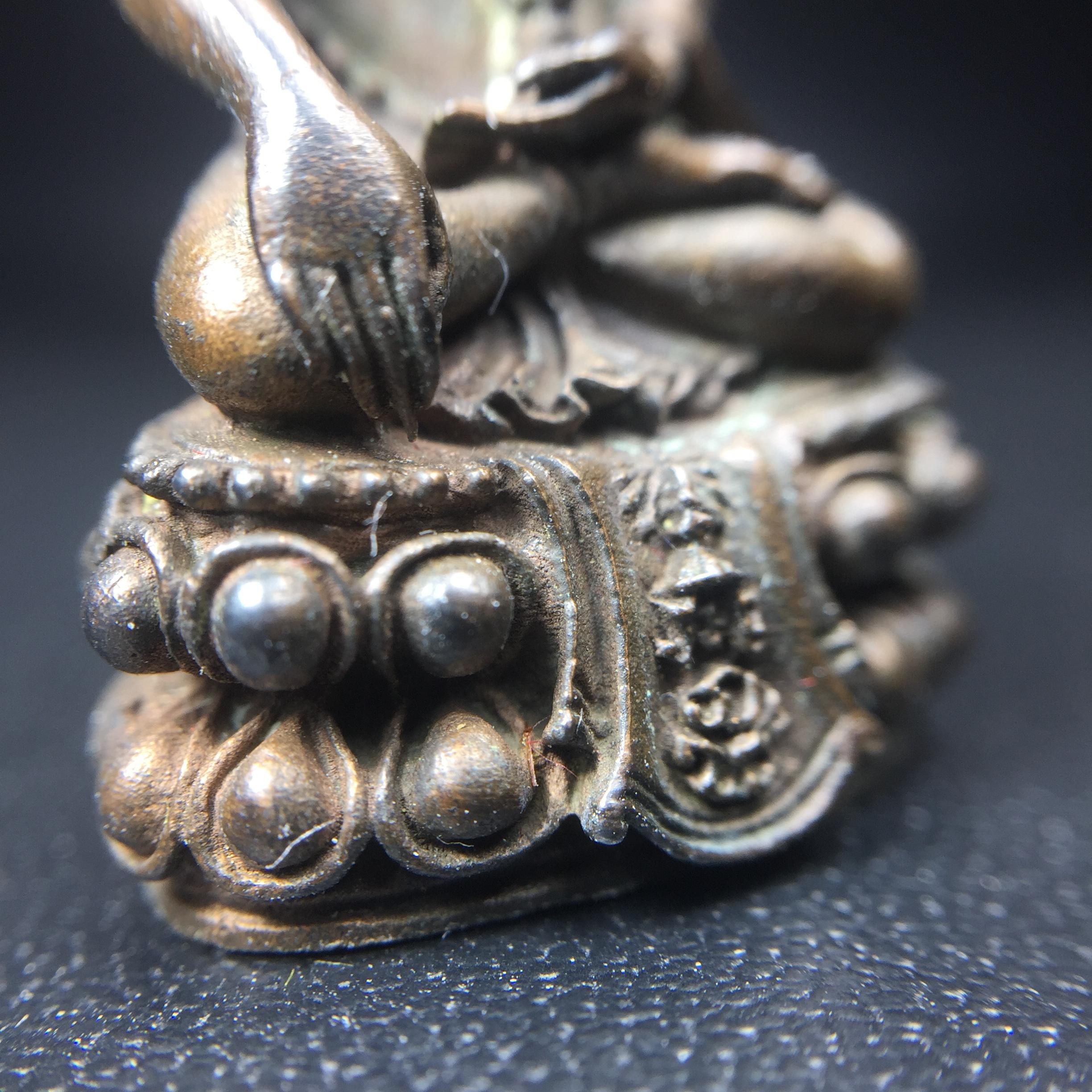 พระกริ่งศิรากาศ ภปร.(วัตถุมงคล"คุ้มเกล้าฯ") โรงพยาบาลภูมิพล เนื้อนวโลหะพิมพ์หน้าไทย (ในหลวงรัชกาลที่9เสด็จเททอง)(พิธีใหญ่)(นิยม)