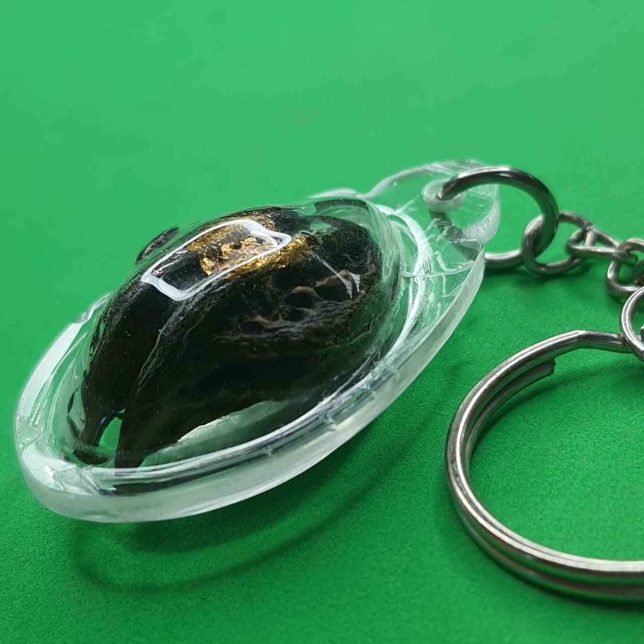 ของป้องกัน เล็บครุฑแบบพวงกุญแจ สีดำ เล็บครุฑ พญาเล็บครุฑ์ ของแท้ พญาเล็บครุฑ