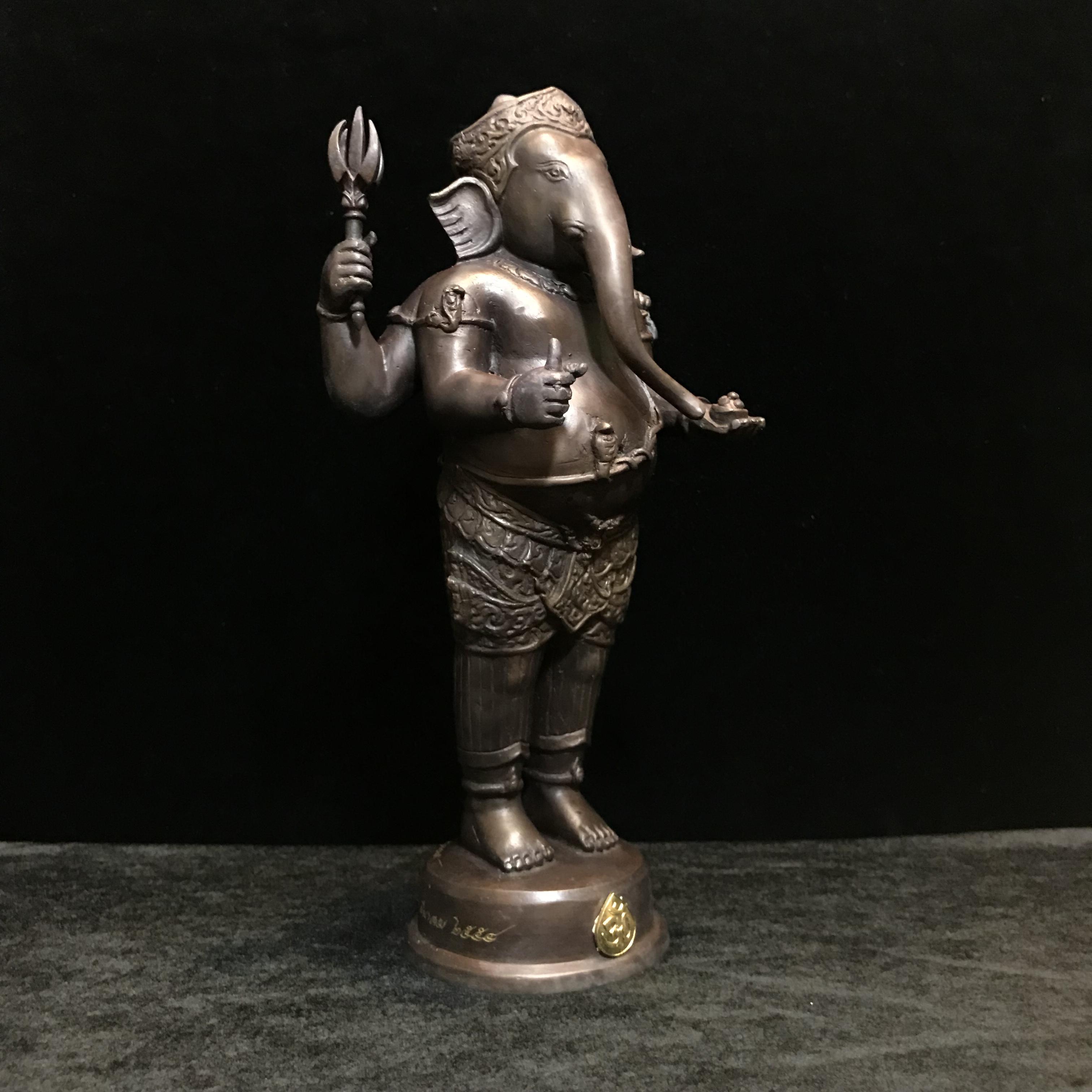 พระพิฆเนศ รุ่นครบรอบ100 ปี กรมศิลปากร ปี2556 ขนาดบูชา ปางประทานพร(องค์ยืน)สูง 10 นิ้วครึ่ง No.3109