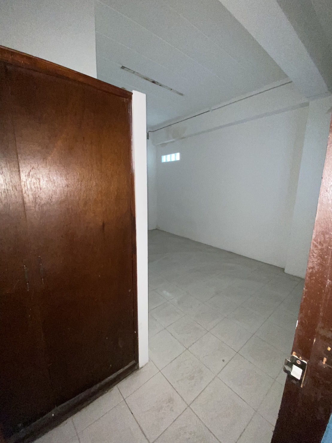 For Sales : Phuket Town, 4-story commercial building, 4 Rooms 4 Bathrooms