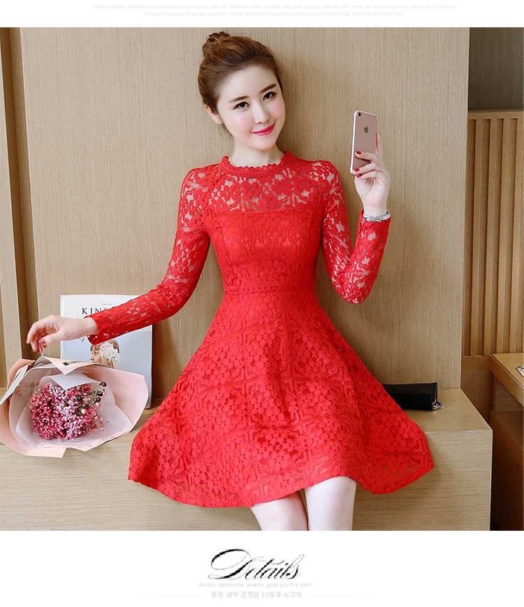 ชุดเดรสสั้นผ้าลูกไม้สีแดง แขนยาว กระโปรงทรงเอ สวยสดใส