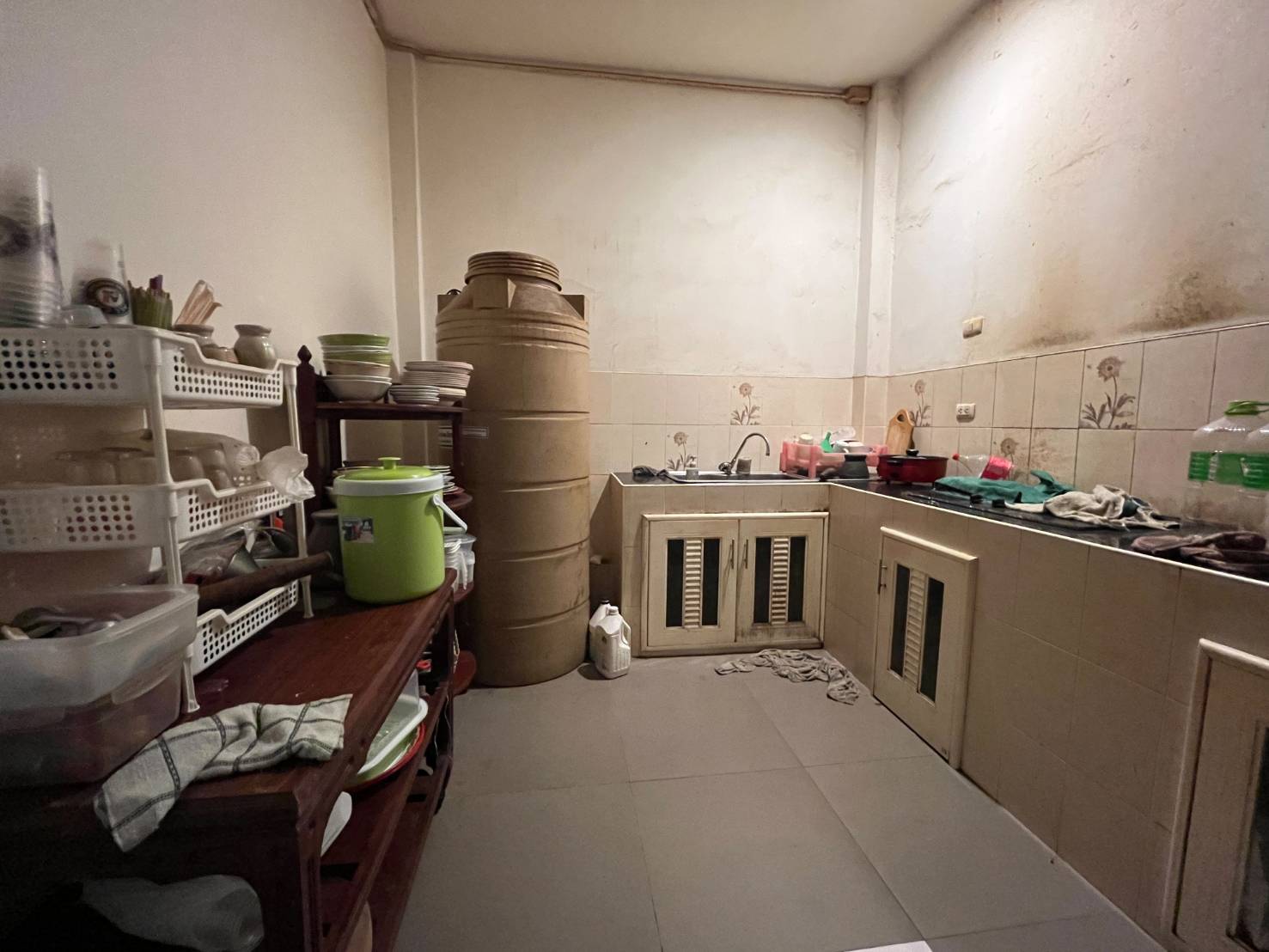 For Sales : Phuket Town, 3-story commercial building, 4 Bedrooms 4 Bathrooms