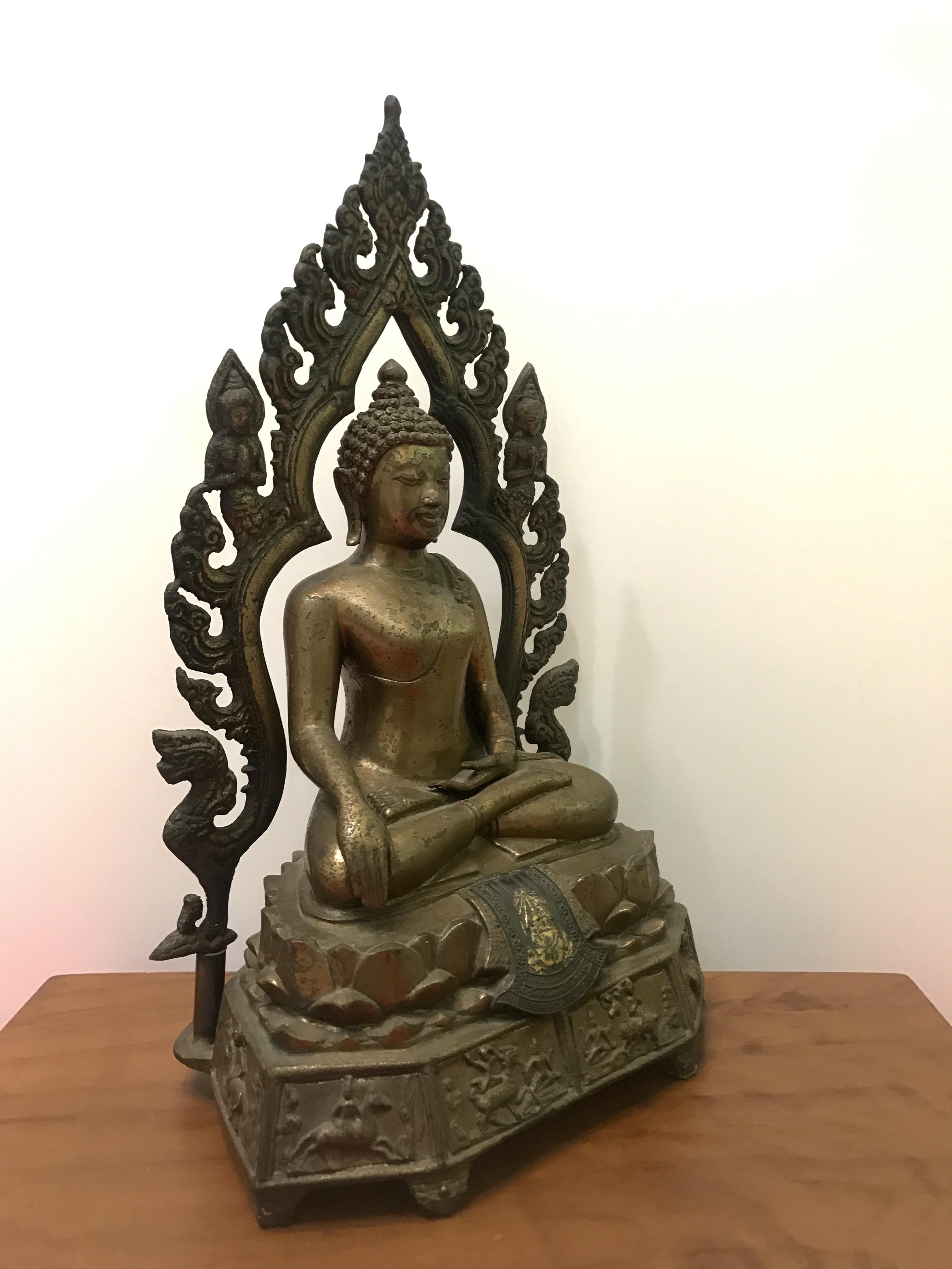 พระพุทธมงคลรัตนภูมิพัฒนมหามุนี ภ.ป.ร.5นิ้ว วัดมงคลรัตนาราม วัดไทยในซานฟรานซิสโก สหรัฐอเมริกา ( Sanfrancisco USA.) ปี ๒๕๒๓