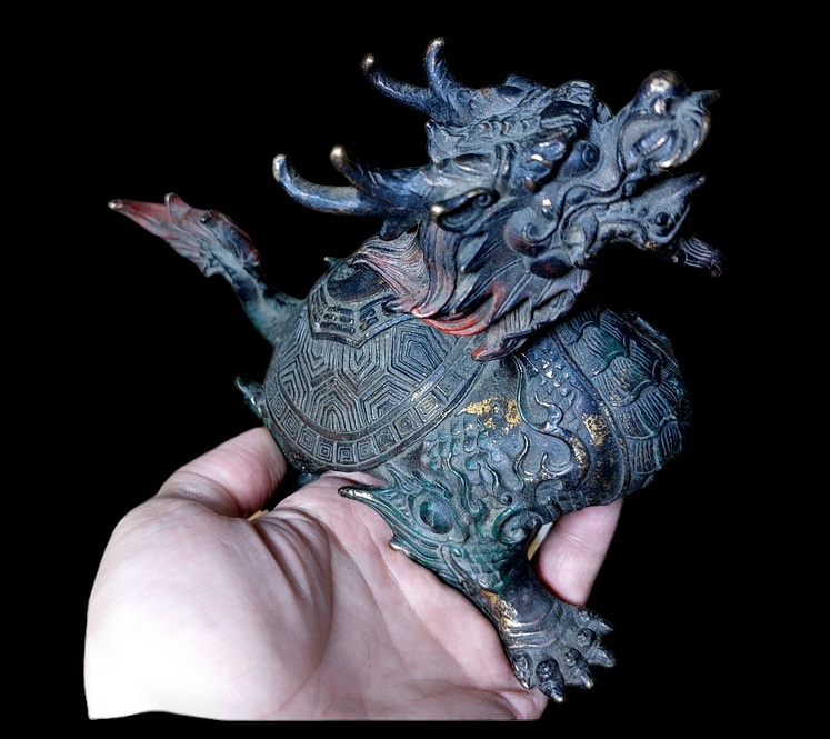 เต่ามังกร หลังหยินหยางยันต์แปดทิศ