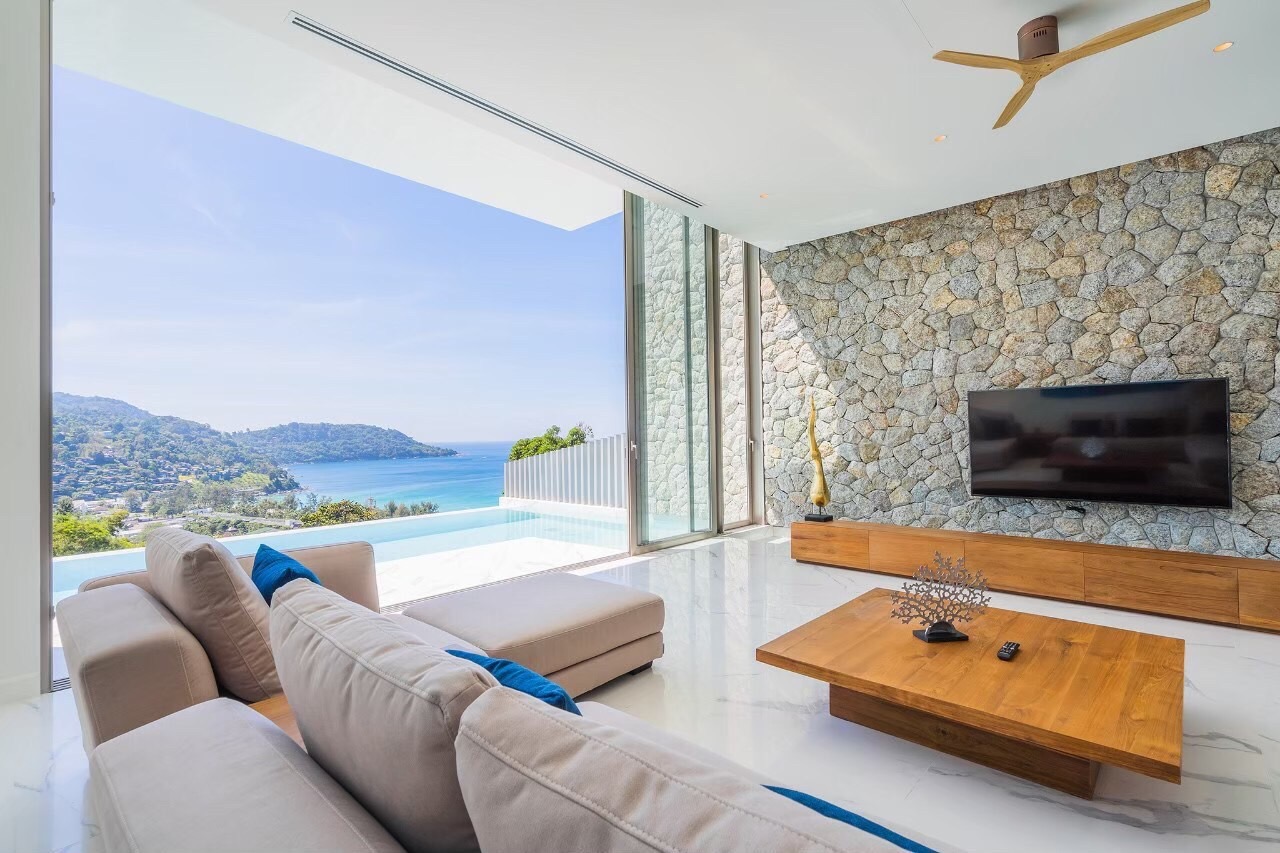 For Sale : Kata Private Luxury Pool Villa, 5 bedrooms 6 Bathrooms, Sea view.