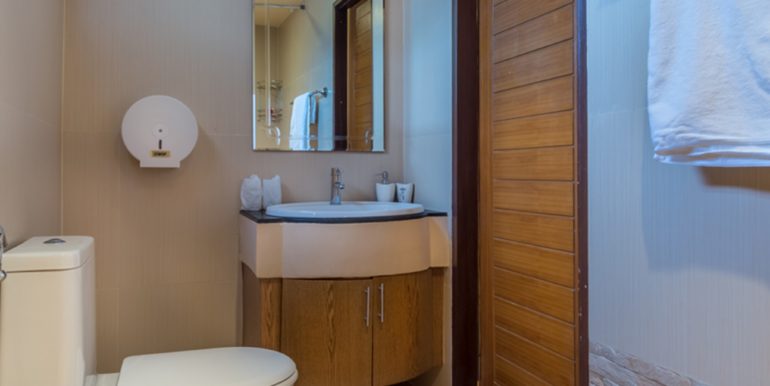 Nai Harn For Rent SUPERIOR PLUS 1 BDR APARTMENT @ NAI HARN