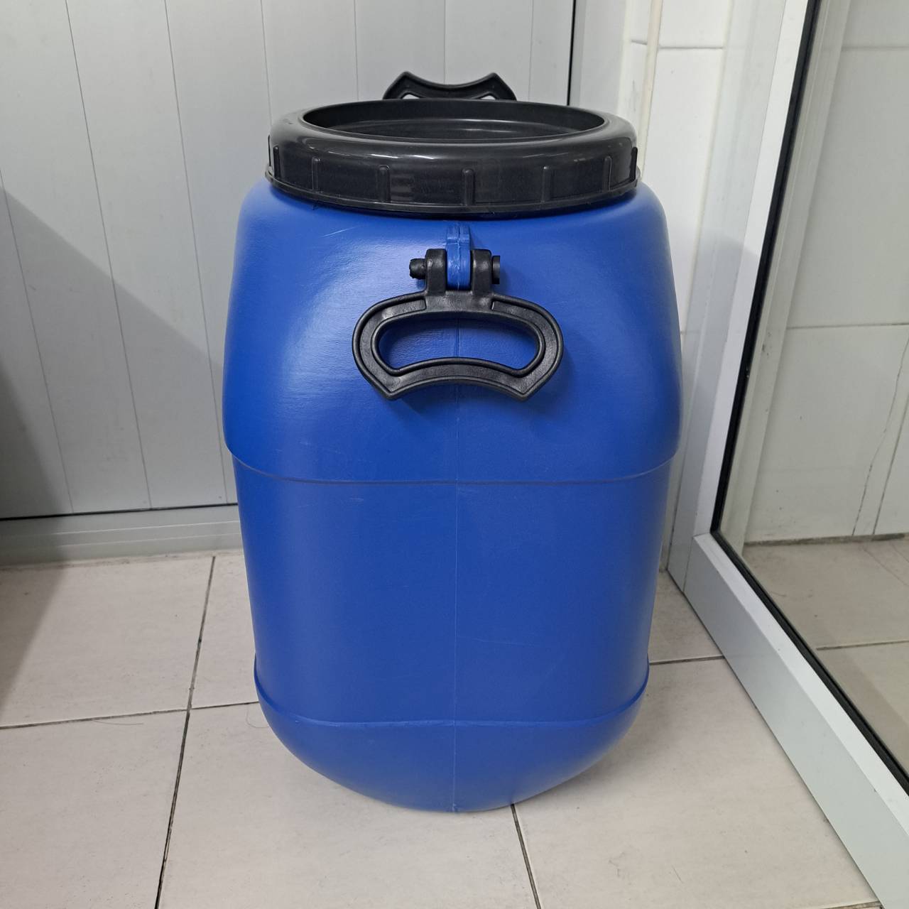 ถังหมักเหลี่ยม 50 ลิตร มีหู ฝาเกลียว