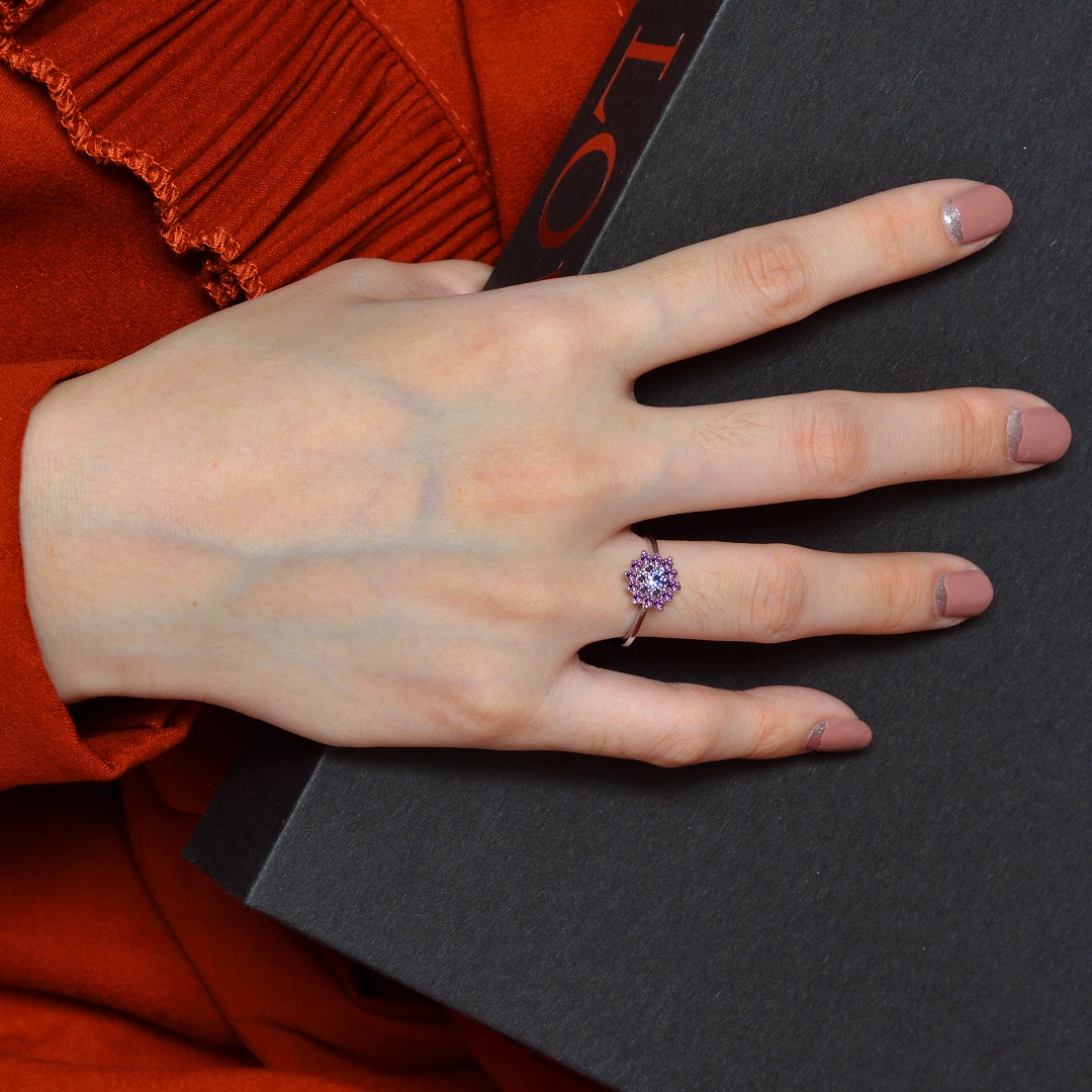 แหวนดอกพิกุล แหวนพลอยแท้ Gemstone flower rings