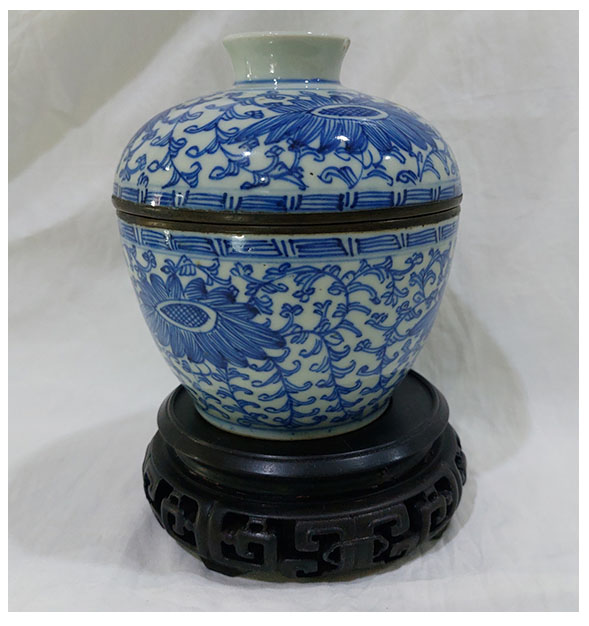 โถซุปกระเบื้องเคลือบลายคราม งานเก่า