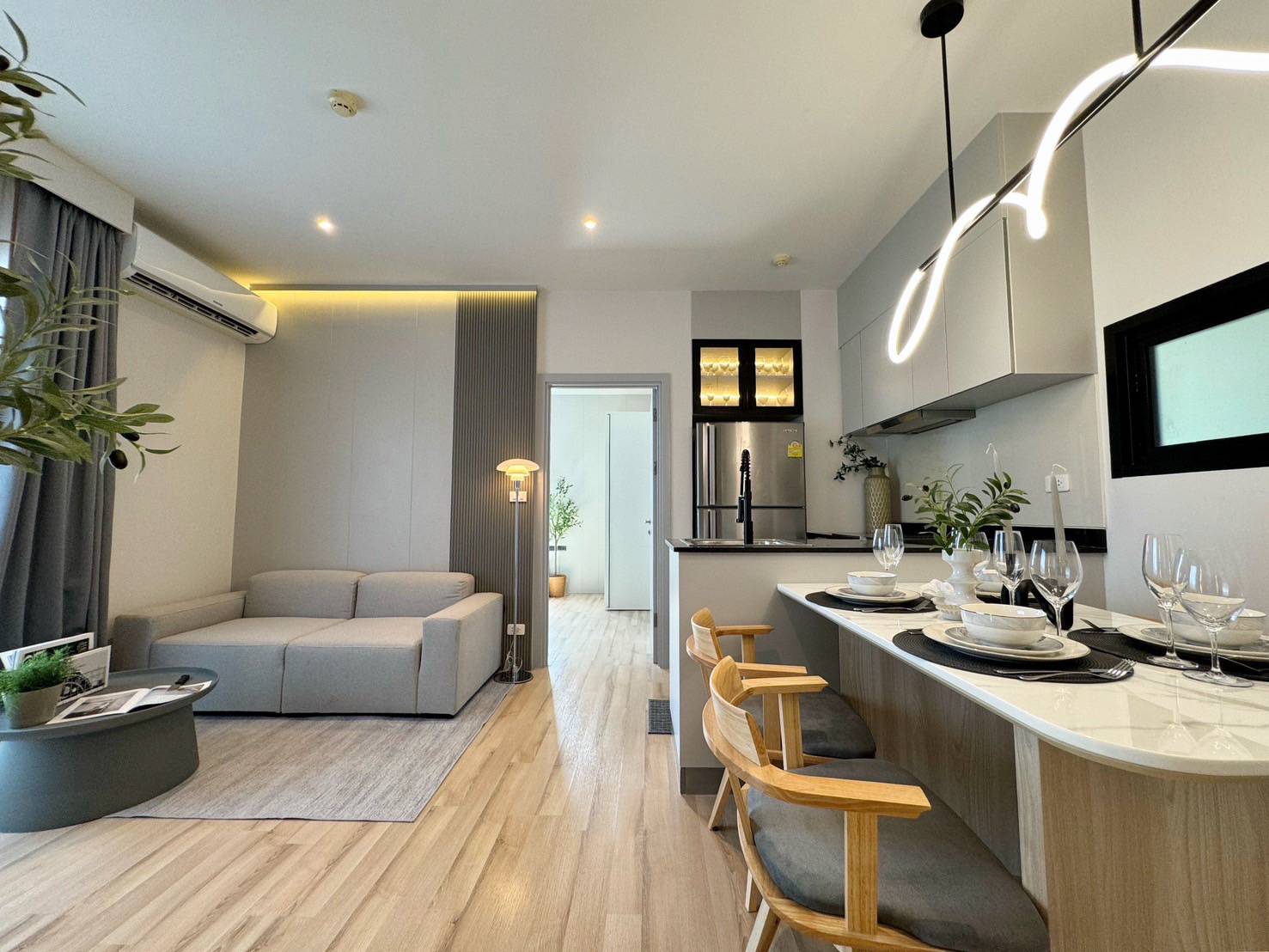 For Rent : Condo near Lotus Samkong, 2 Bedrooms 2 Bathrooms, 3rd flr.