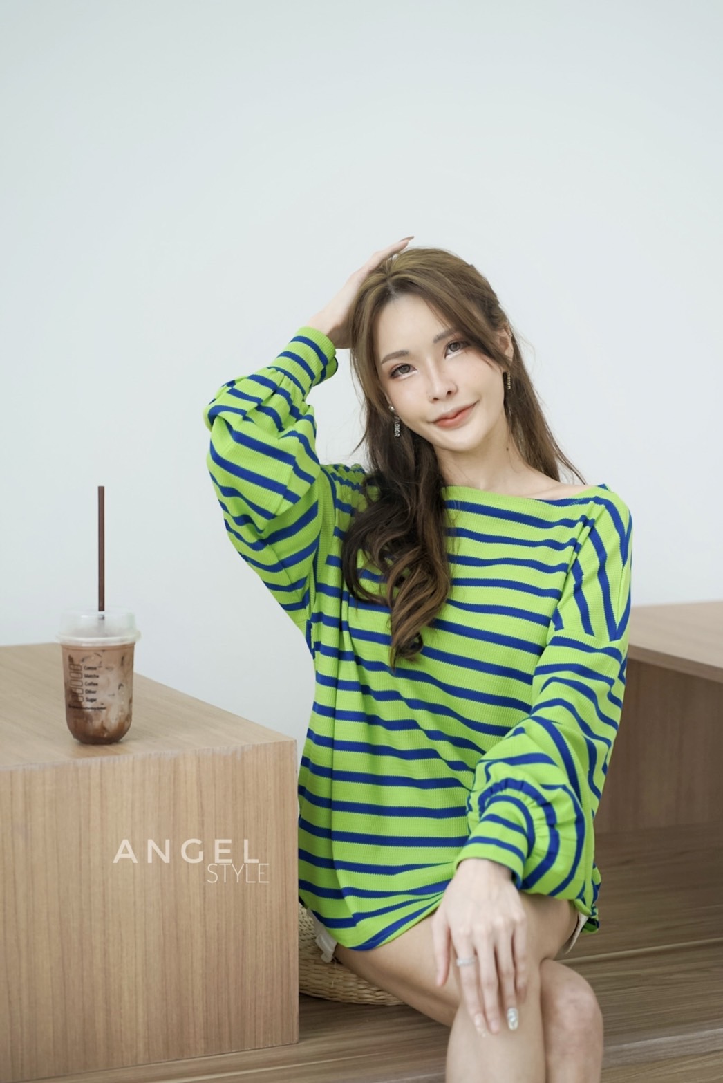 ริ้วห่างแขนจั้ม