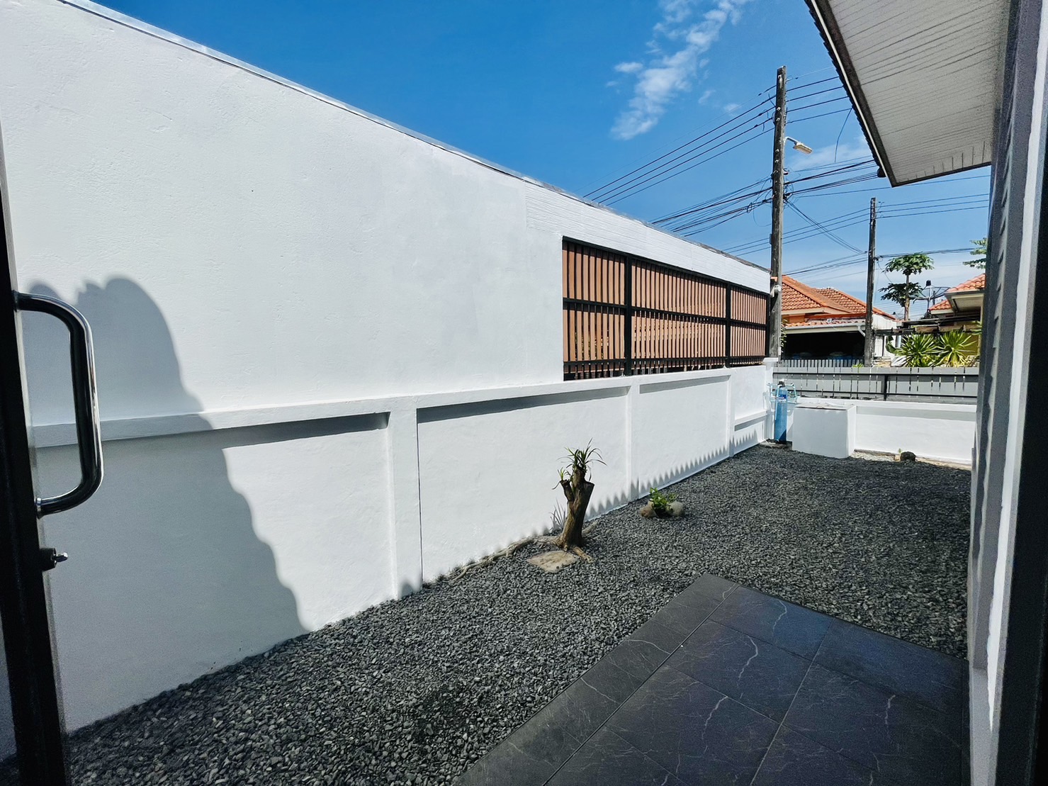 For Sales : Kohkeaw, Town Home @Chaofa Garden Home, 3 Bedrooms 2 Bathrooms