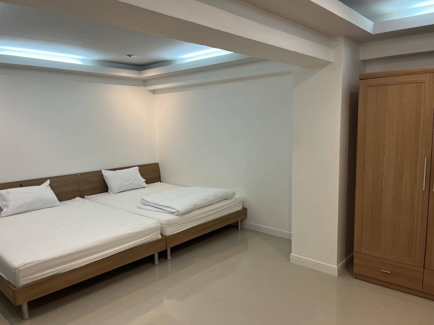 For Rent : Talad Nua, Condo in Phuket Town, 3 bedrooms 2 bathrooms