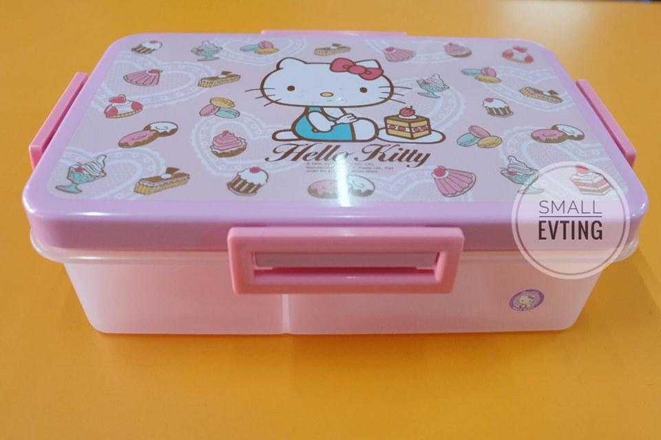 Small Evting กล่องอาหาร Super Lock No.9197 ลาย คิตตี้ กล่องอาหาร กล่องเอนกประสงค์
