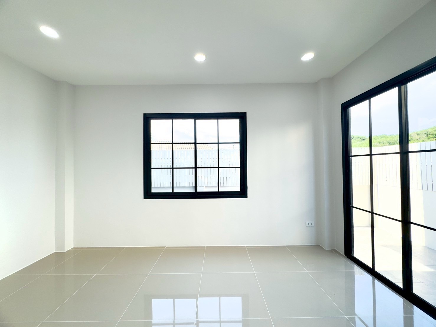 For Sales : Phuket City, 2-story semi-detached house, Muji style, 3 Bedrooms, 2 Bathrooms