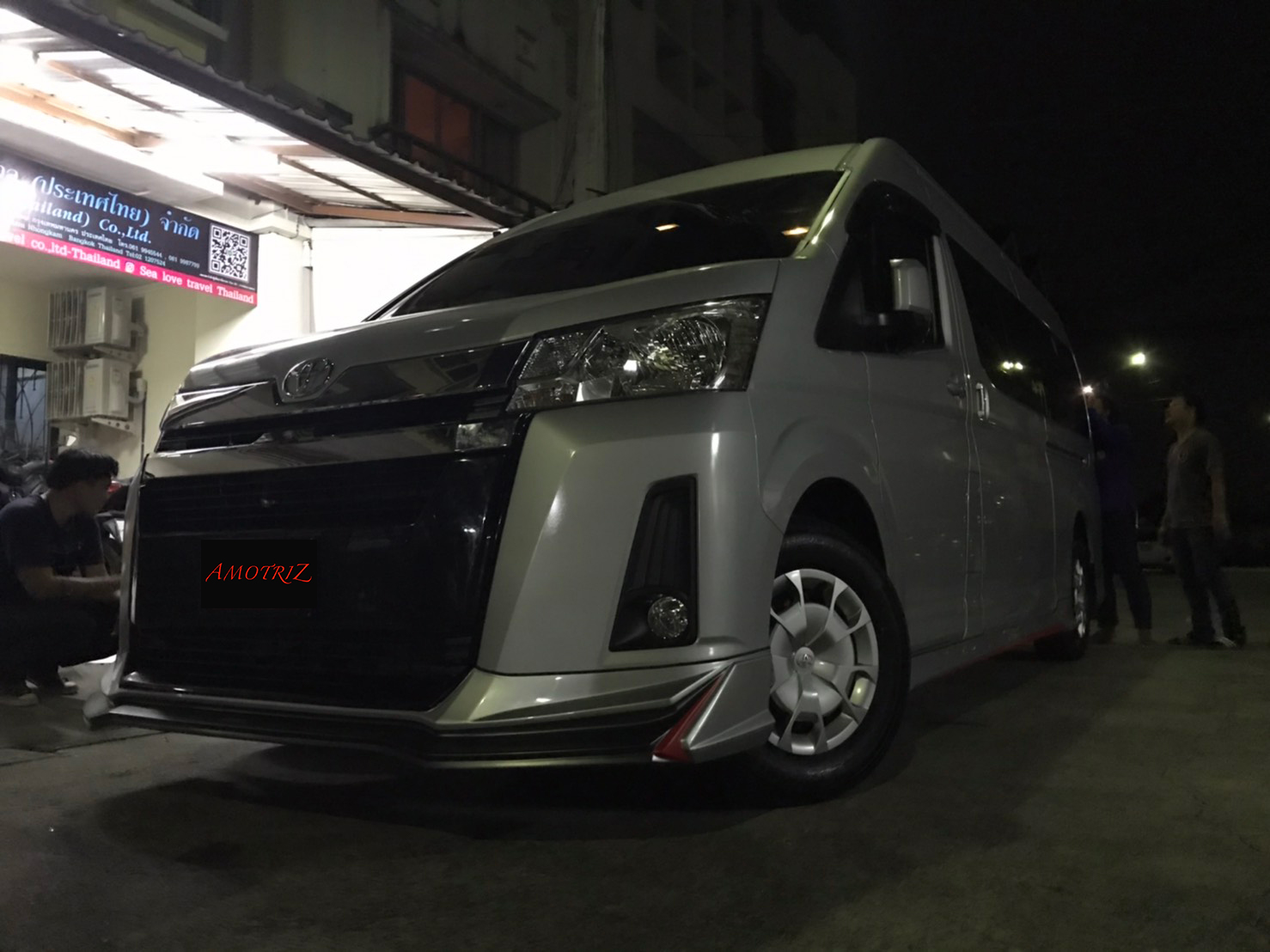 Toyota Commuter 2019 V.1 bodykits by Amoriz