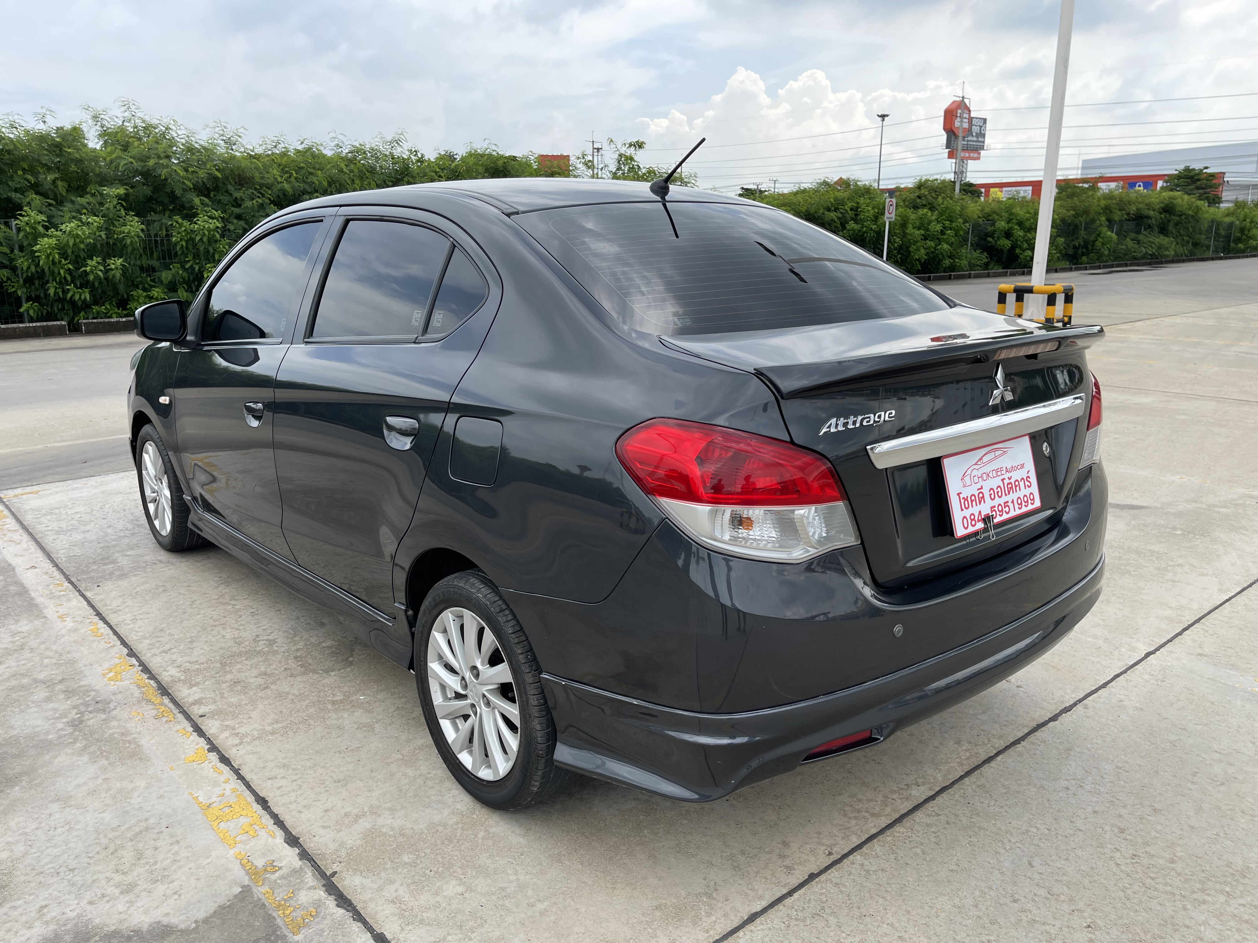 Mitsubishi Attrage 1.2 GLX At 2014 เทาดำ