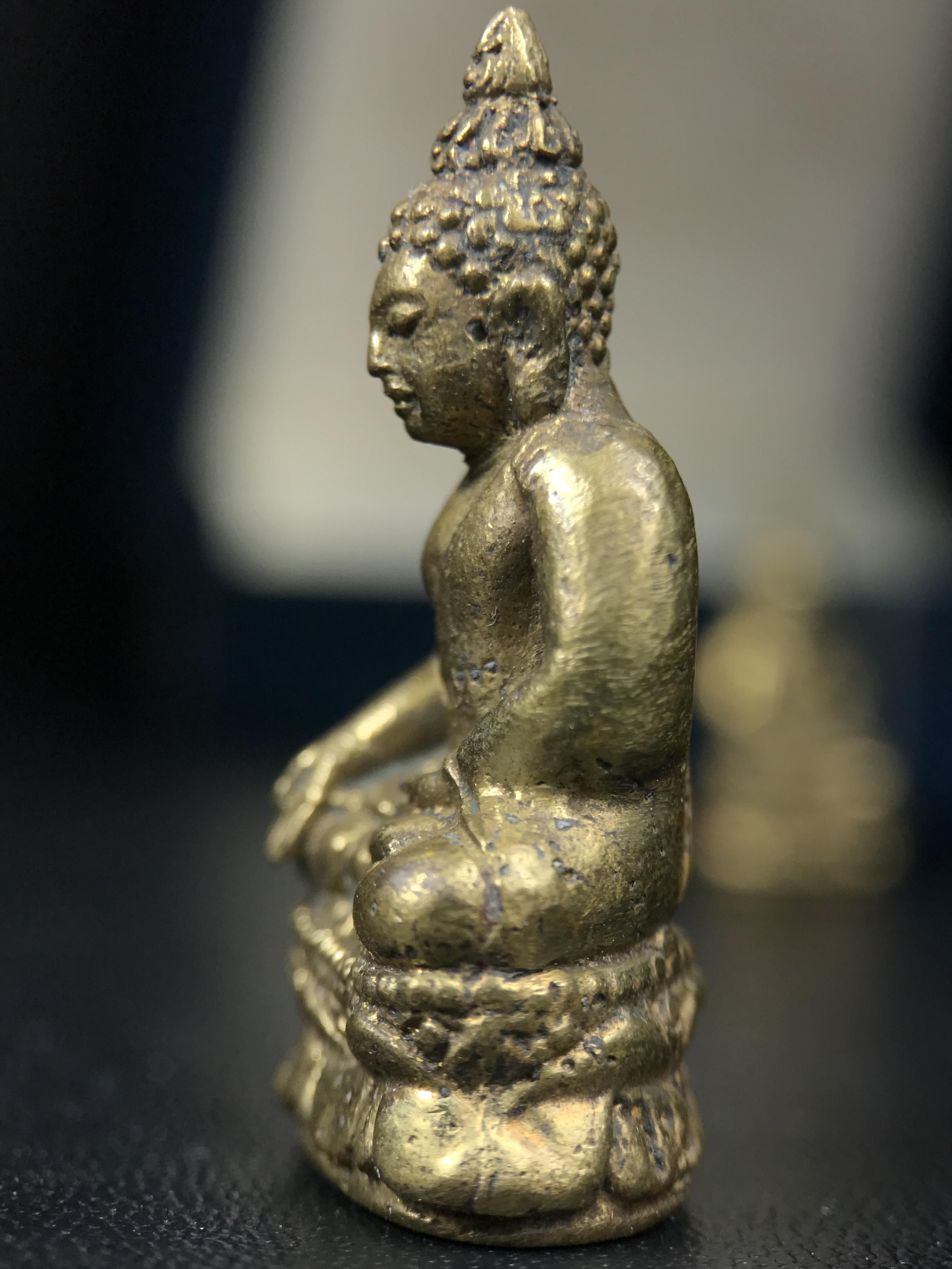 พระกริ่ง-พระชัยวัฒน์ไพรีพินาศ วัดบวรนิเวศวิหาร รุ่นผ้าป่าสิงห์บุรีปี2528(ชนวนมวลสารไพรีรุ่นแรก)(1ใน1500ชุด)สภาพสวยพร้อมกล่องบรรจุเดิมชุดกรรมการรับพระราชทานจากสมเด็จพระเทพในวโรกาสเด็จพระราชดำเนินทรงประกอบพิธีวางศิลาฤกษ์พระอุโบสถวัดตรีทศเทพวรวิหาร(หายากมาก)