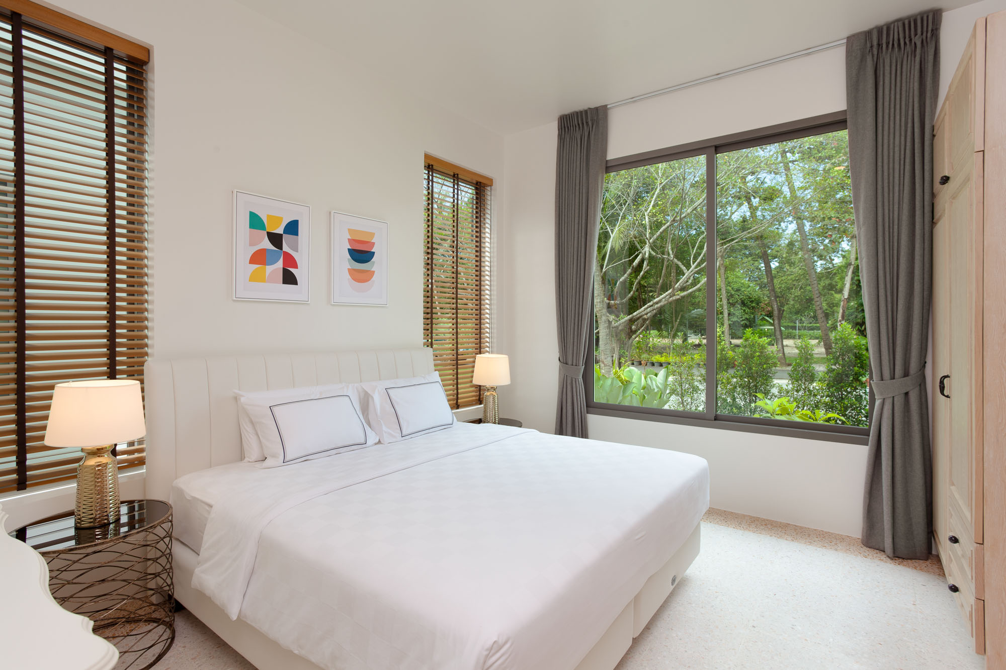 For Rent : Rawai, Seafront Pool Suite, 3 Bedroom 2.5 Bathroom