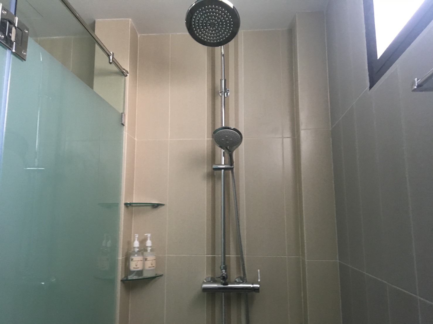 For Sale : Kathu Pool Villa, 4 bedrooms 4 Bathrooms (2 Unit each unit have 2 bed room)