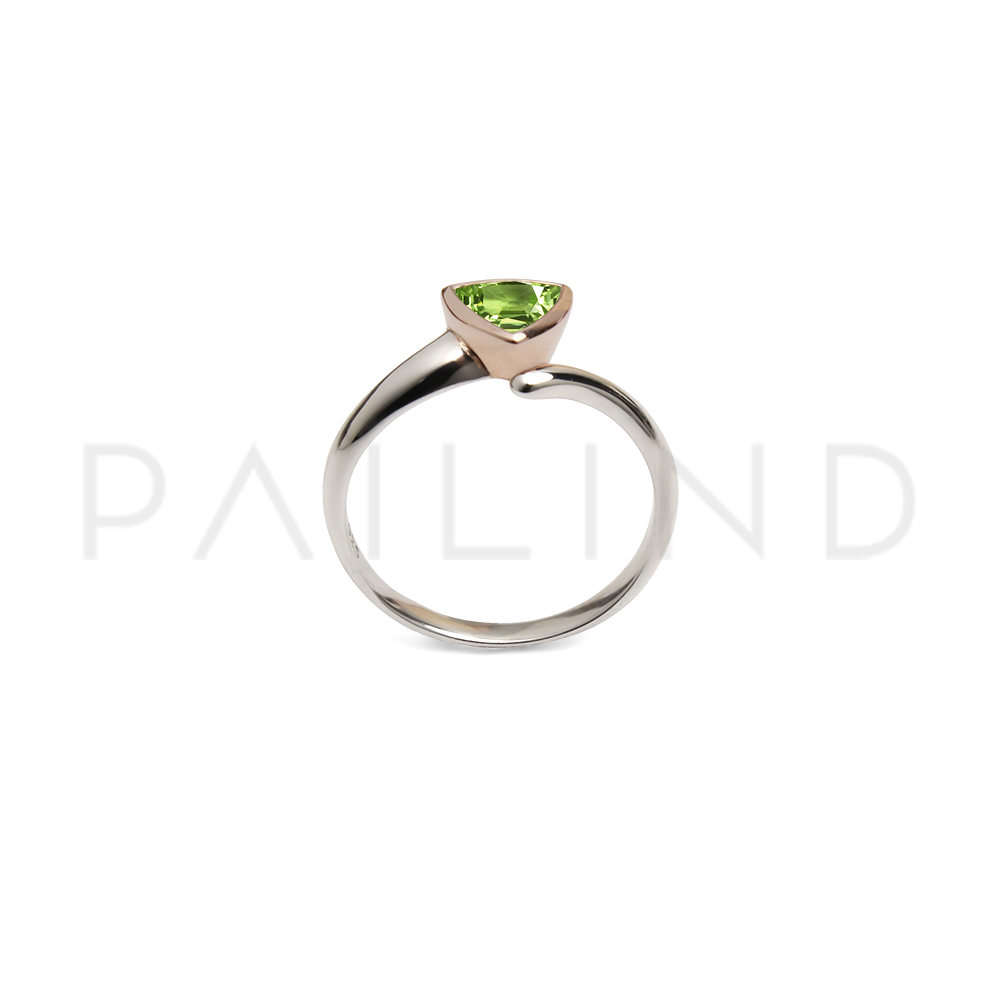 แหวนเงินแท้ดีไซน์หรู ประดับพลอย PERIDOTชุบทองคำขาวและทองชมพู