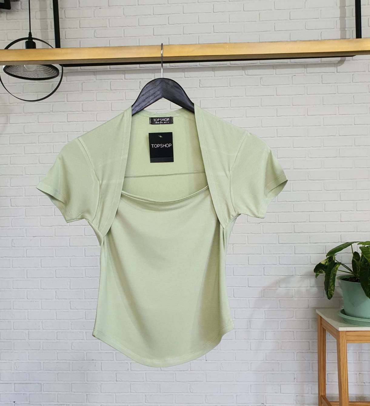 ครอปต่อหลัง