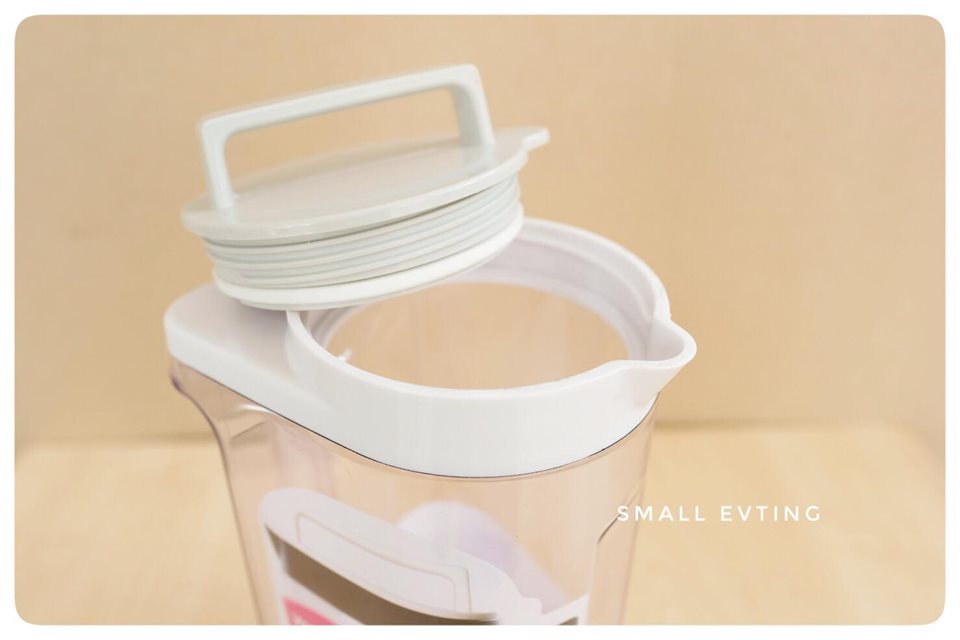 Small Evting เหยือก 5558 Super Lock แท้ % พลาสติกใส ความจุ 1500 มล. เหยือกน้ำ เหยือกใส่น้ำ