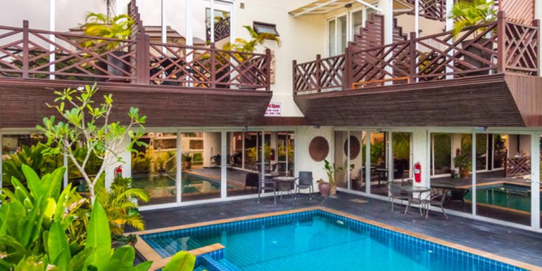 Nai Harn For Rent SUPERIOR PLUS 1 BDR APARTMENT @ NAI HARN