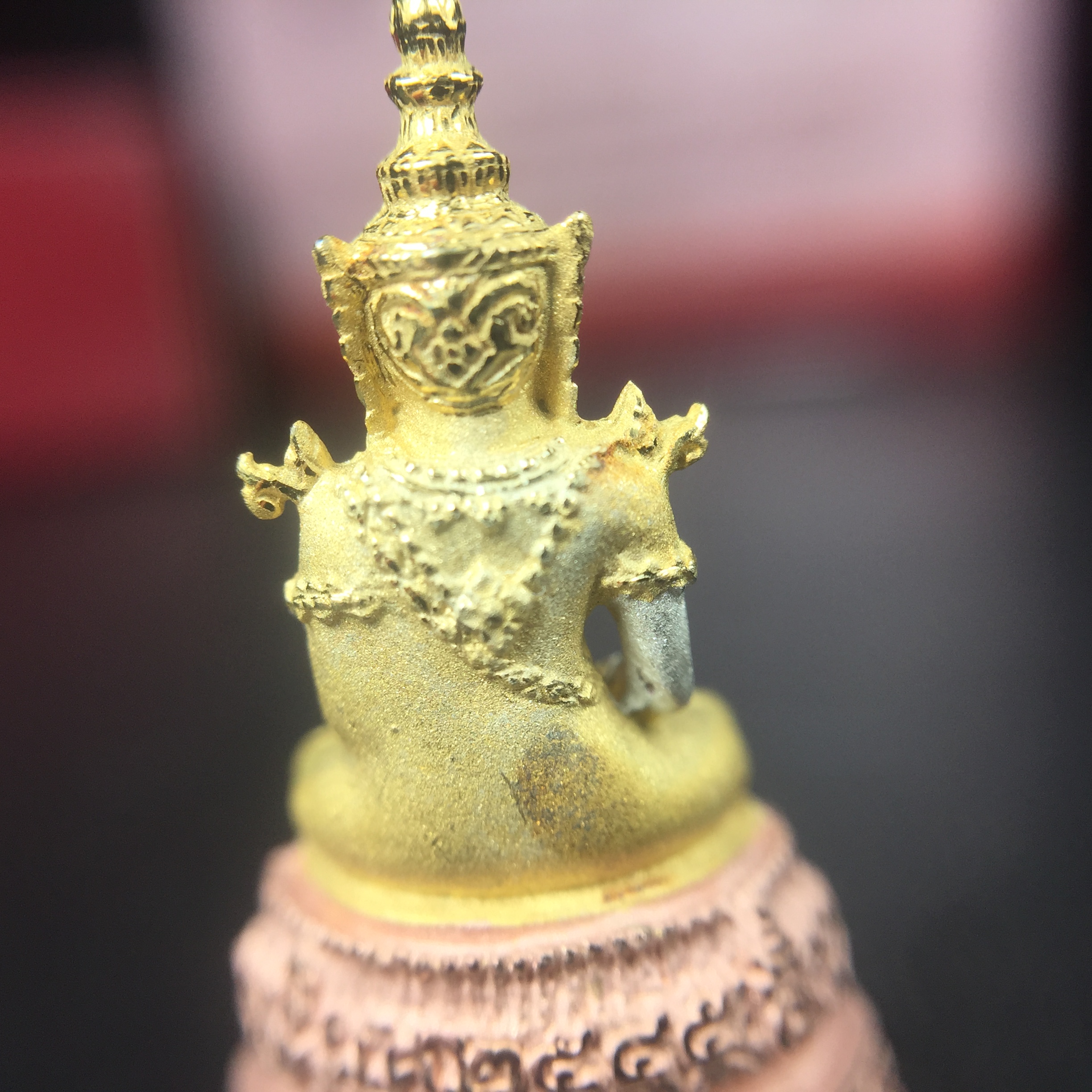 พระแก้วมรกต ภปร.(รุ่นแรก) ปี2545 รุ่นฉลองกรุงรัตนโกสินทร์ครบ 220 ปี เนื้อเงินสามกษัตริย์ พิมพ์เล็ก หล่อลอยองค์