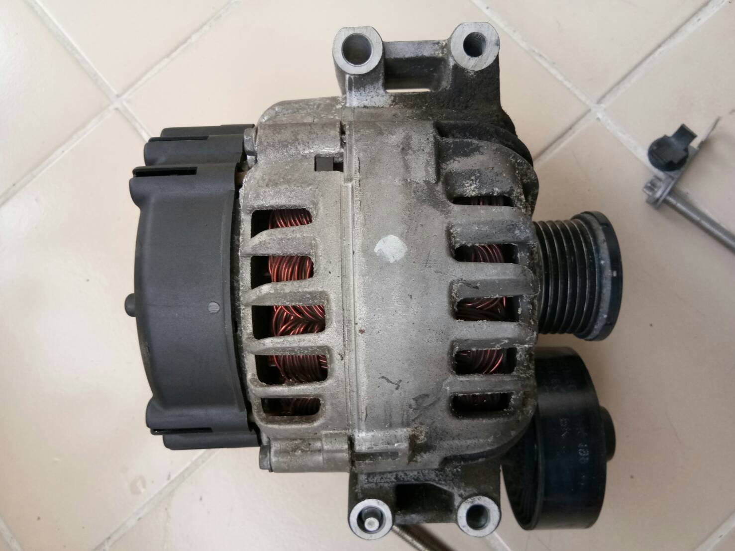 ไดชาร์จBMW E60