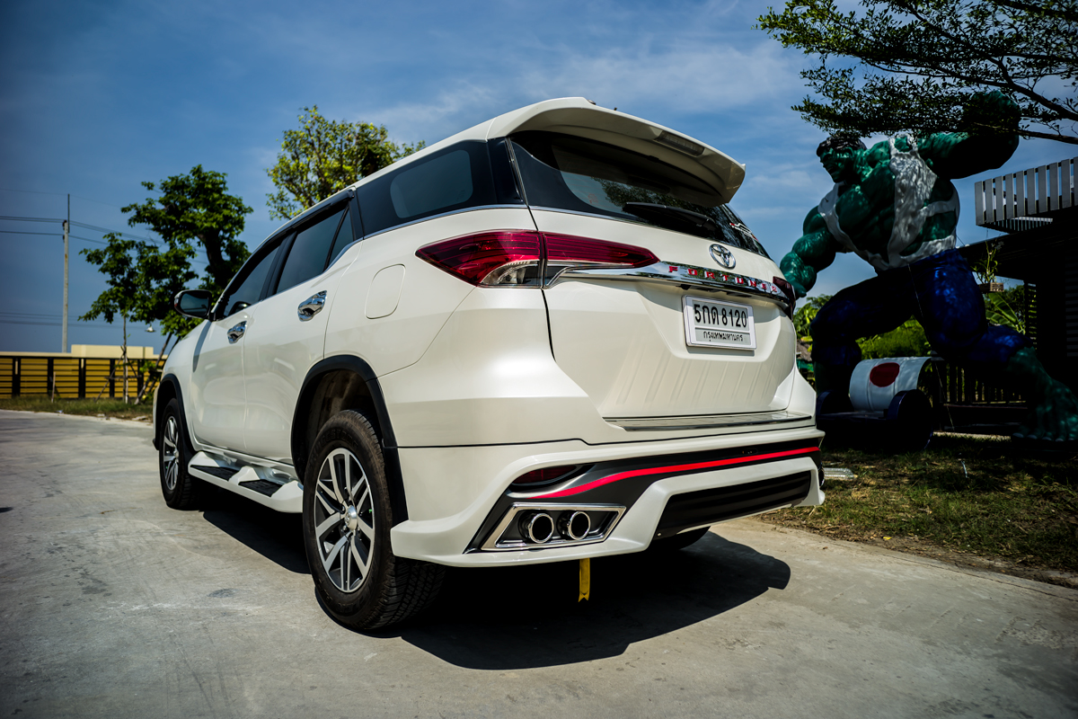 Toyota Fortuner 2016 Access body kits by Amotriz